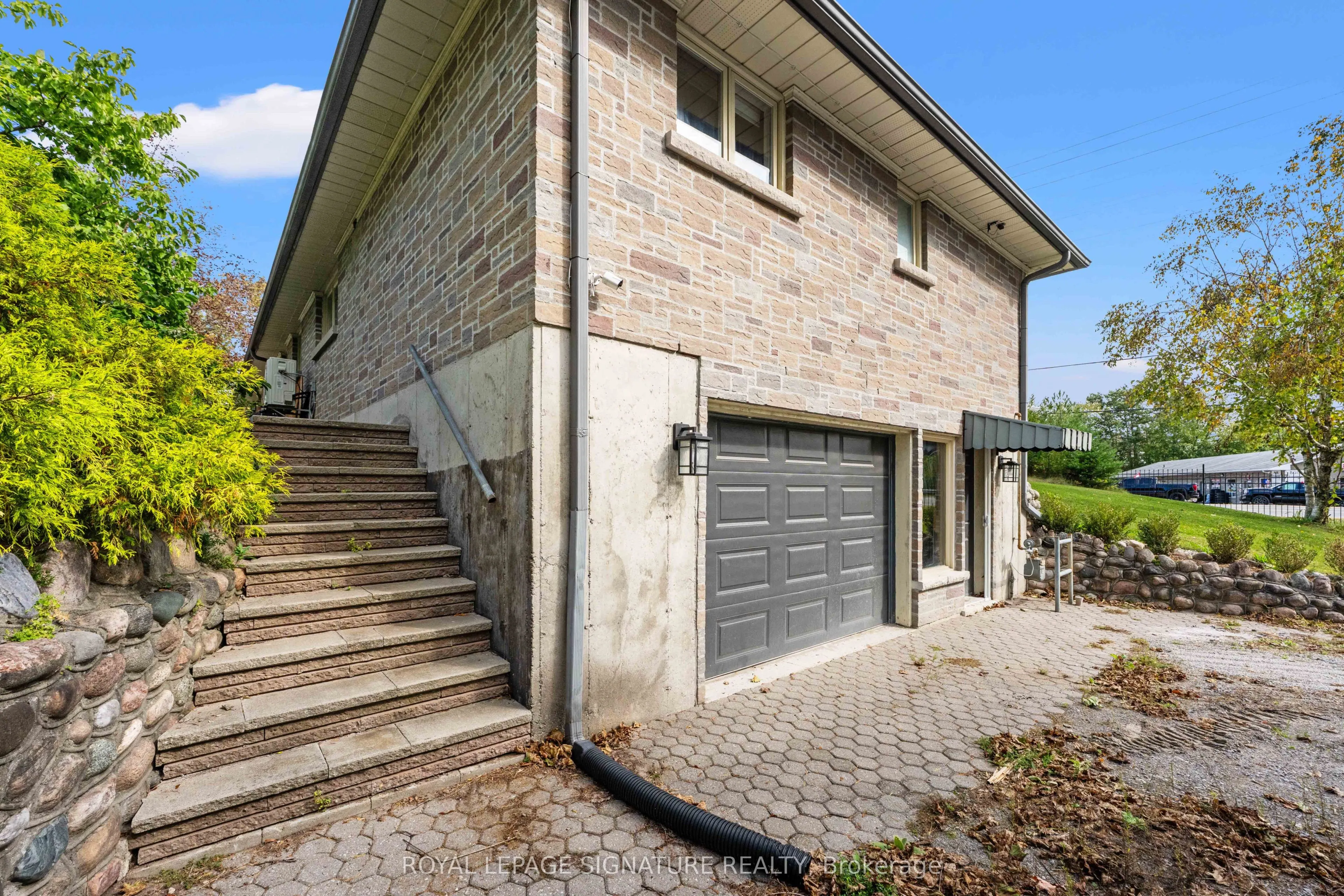 4718 COUNTY RD. 45 Road
