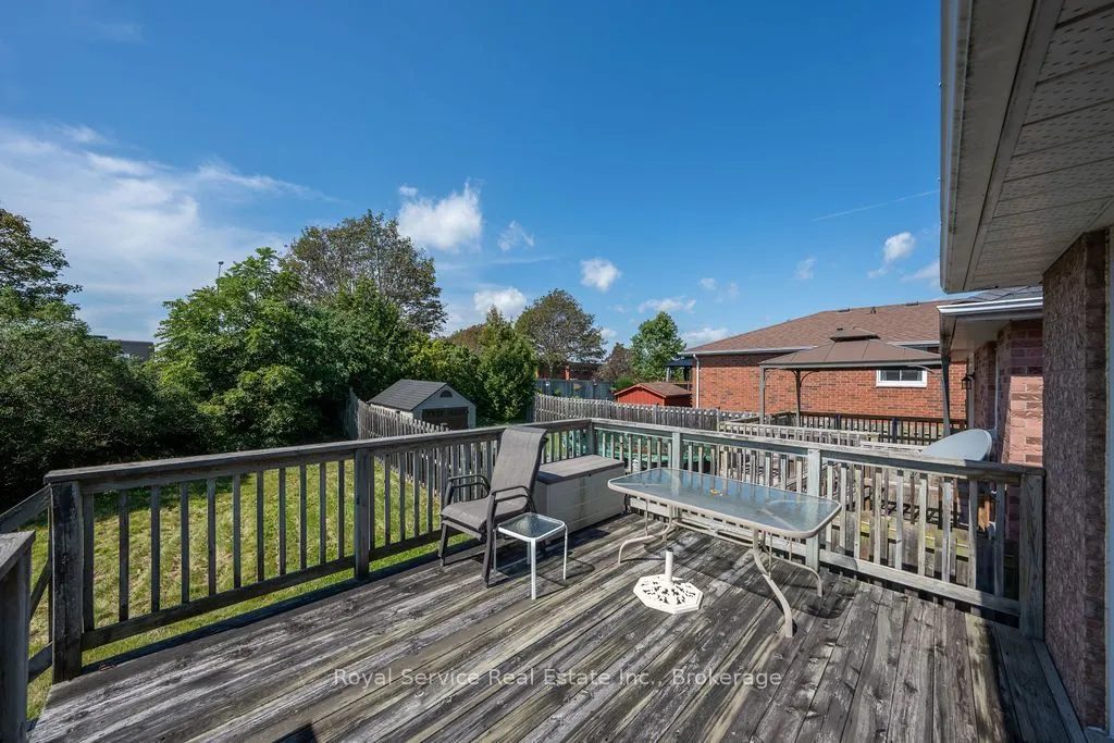 1005 Field Court