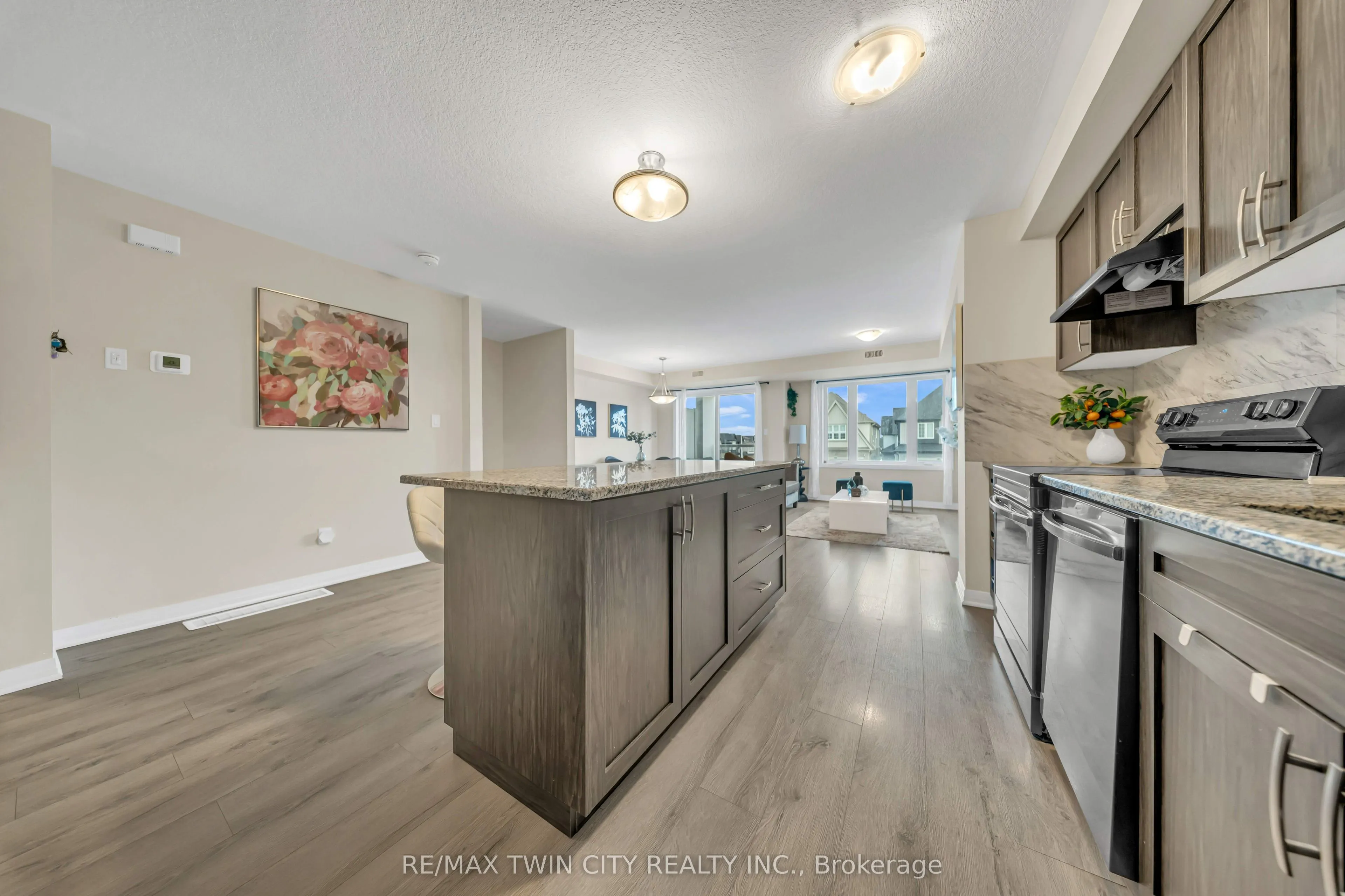 23 Valencia Avenue #23