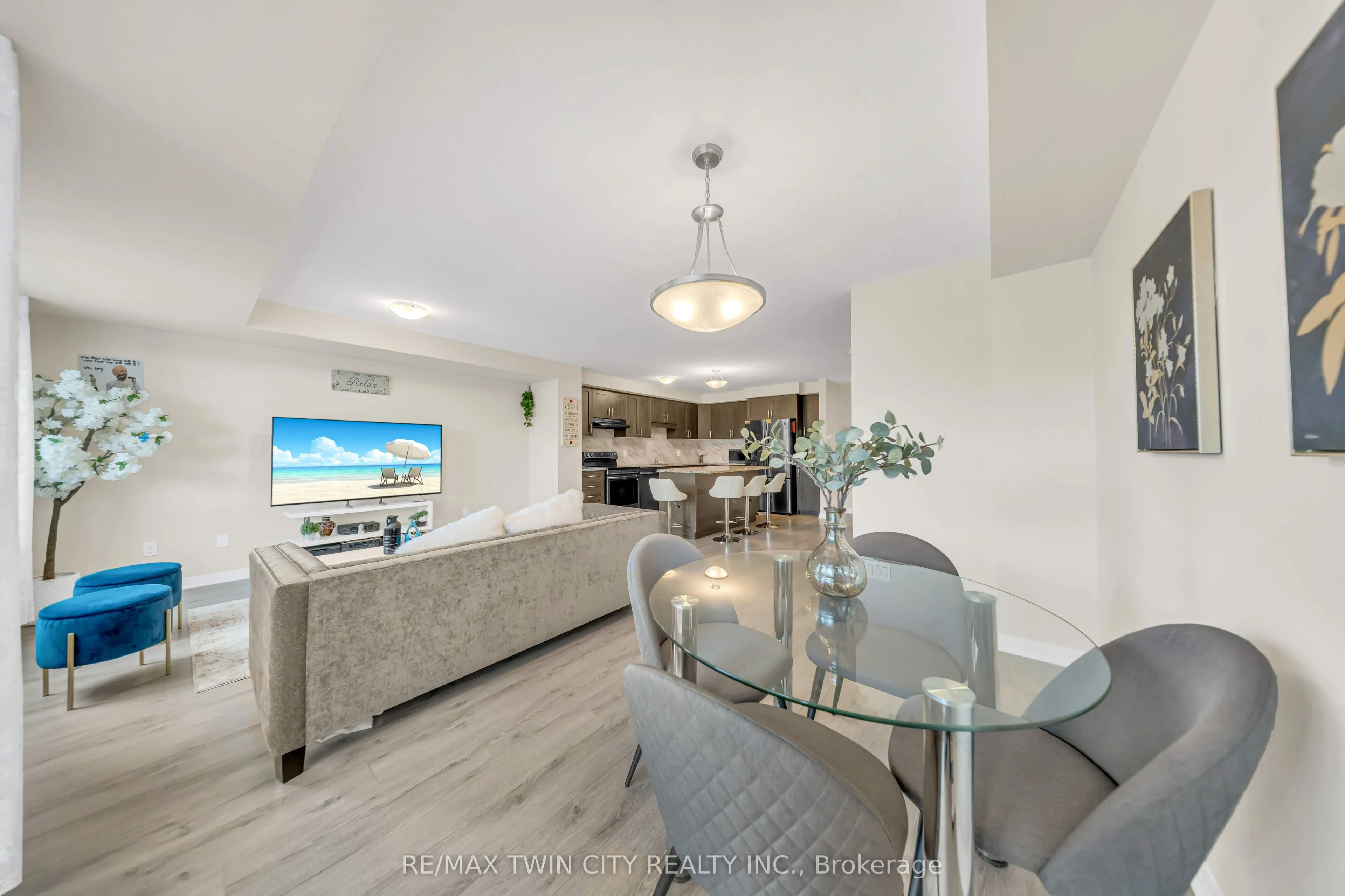23 Valencia Avenue #23