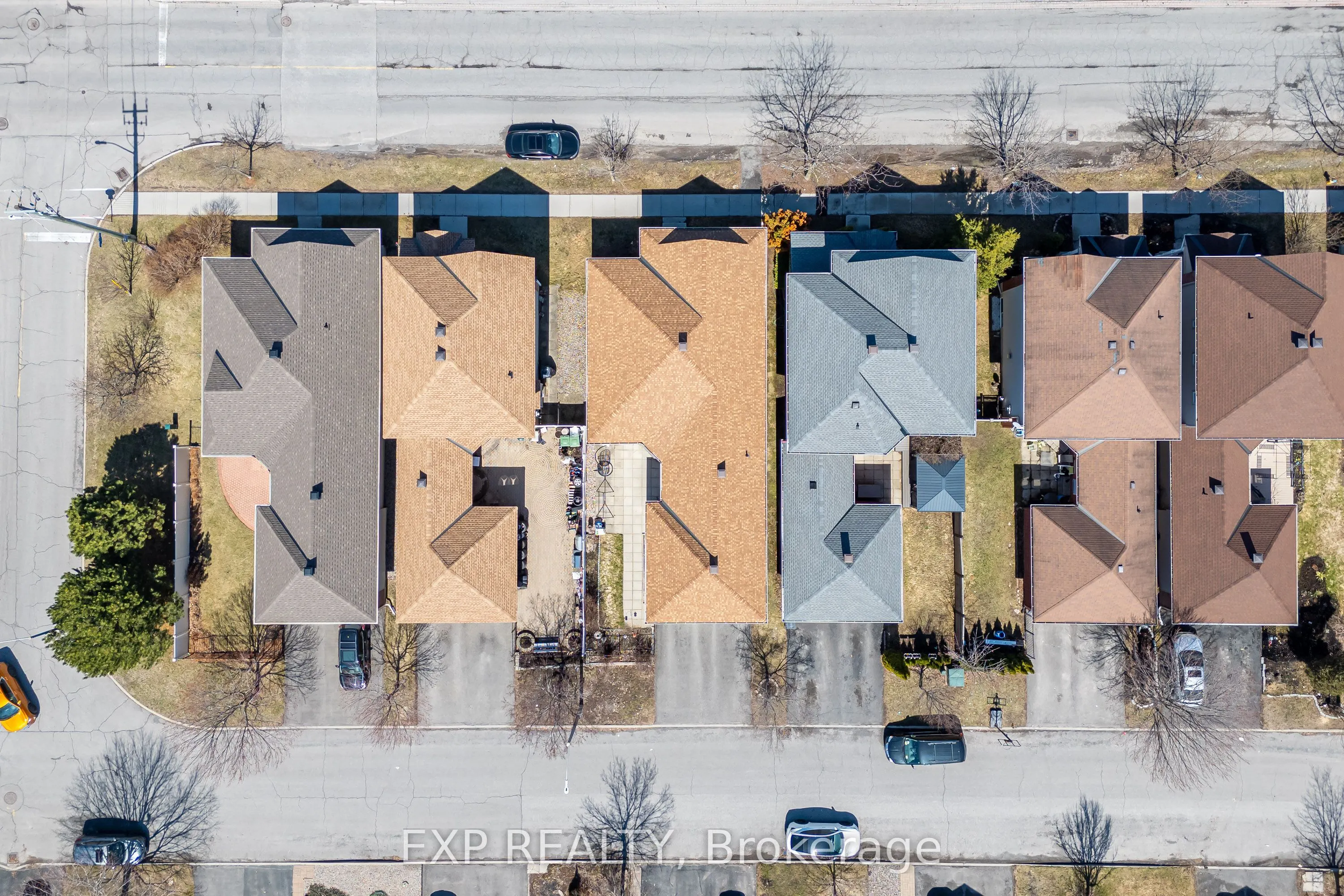 1496 Queensdale Avenue