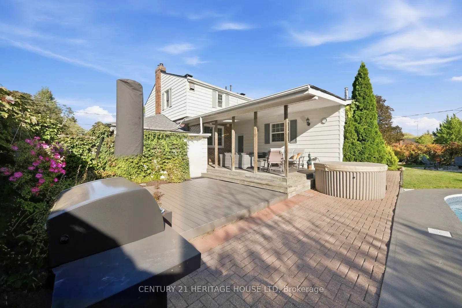 144 St George Street