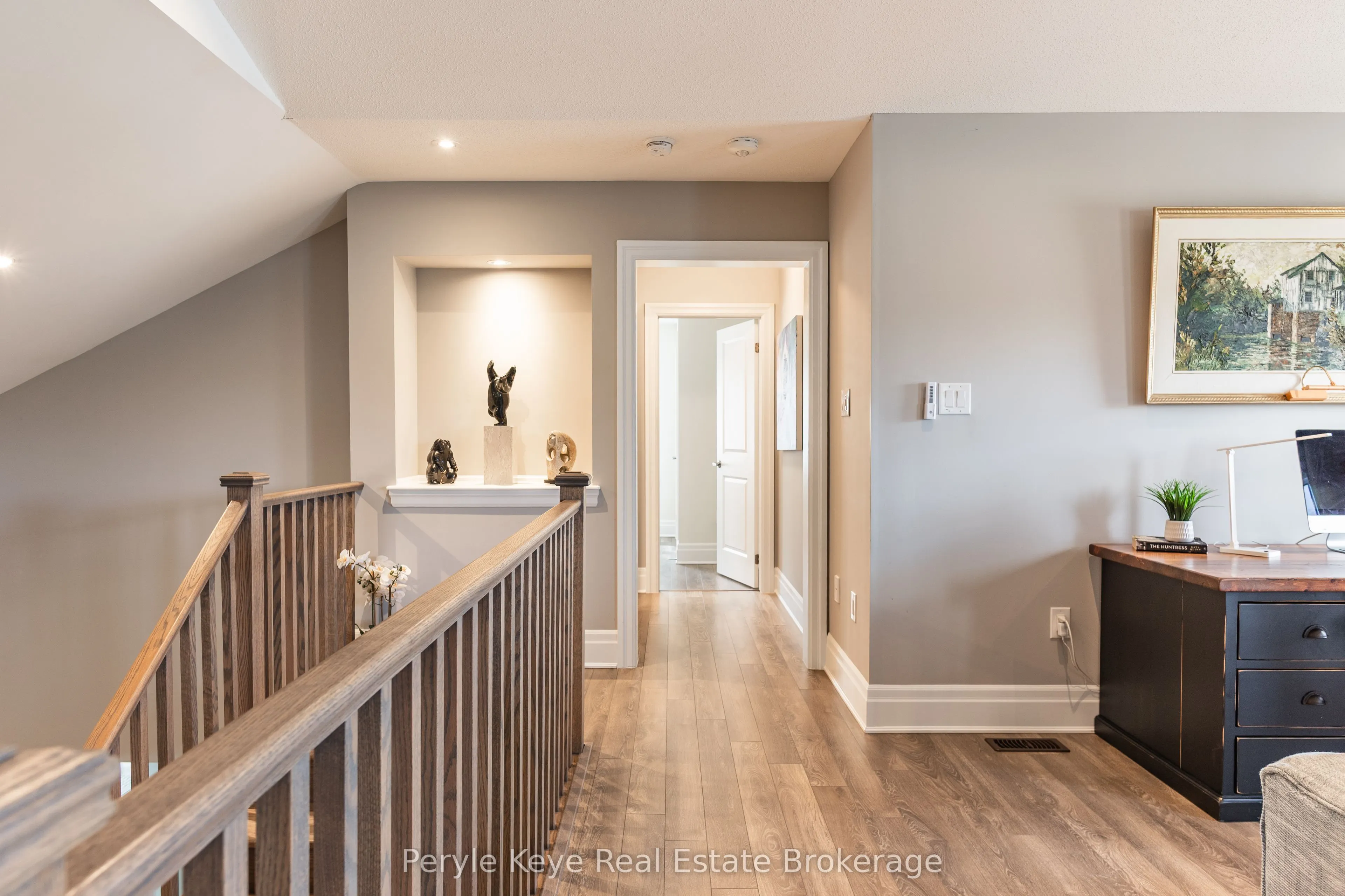 33 Hunter Place