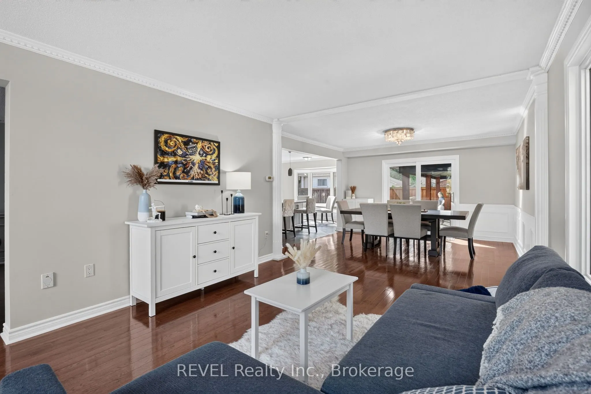 10 Meadowbrook Lane