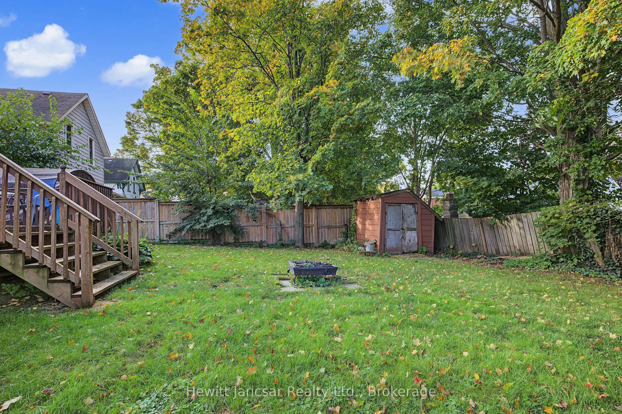 16 East Park Drive
