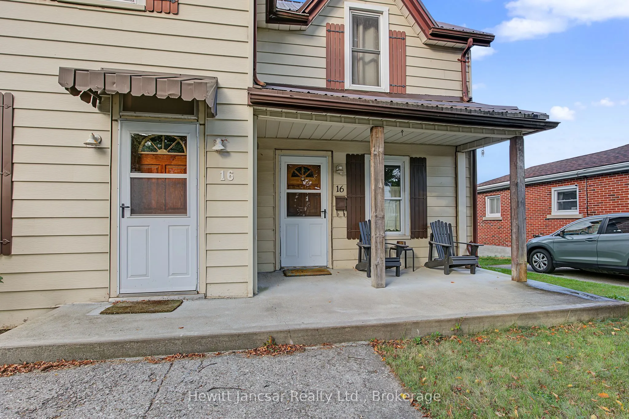 16 East Park Drive