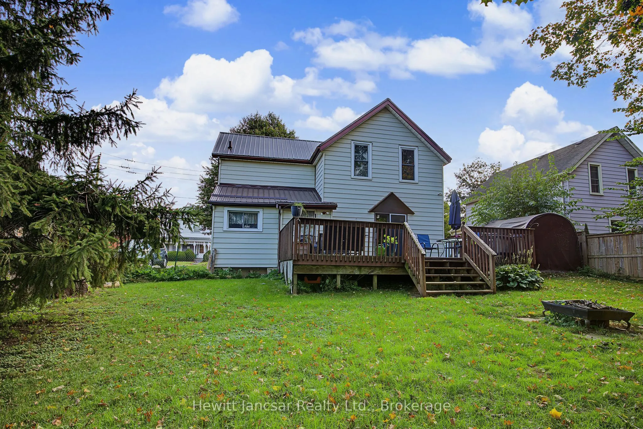 16 East Park Drive