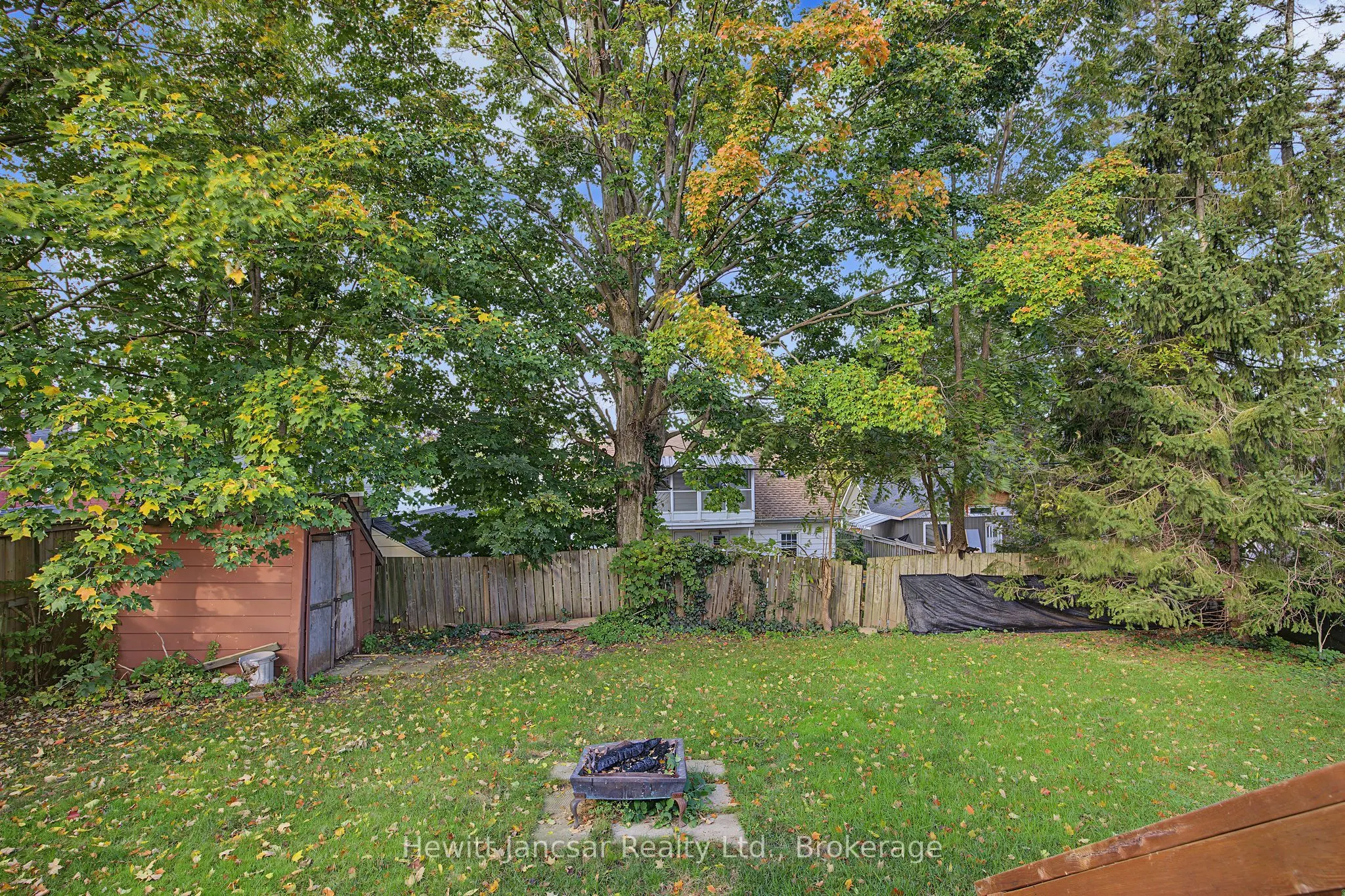 16 East Park Drive