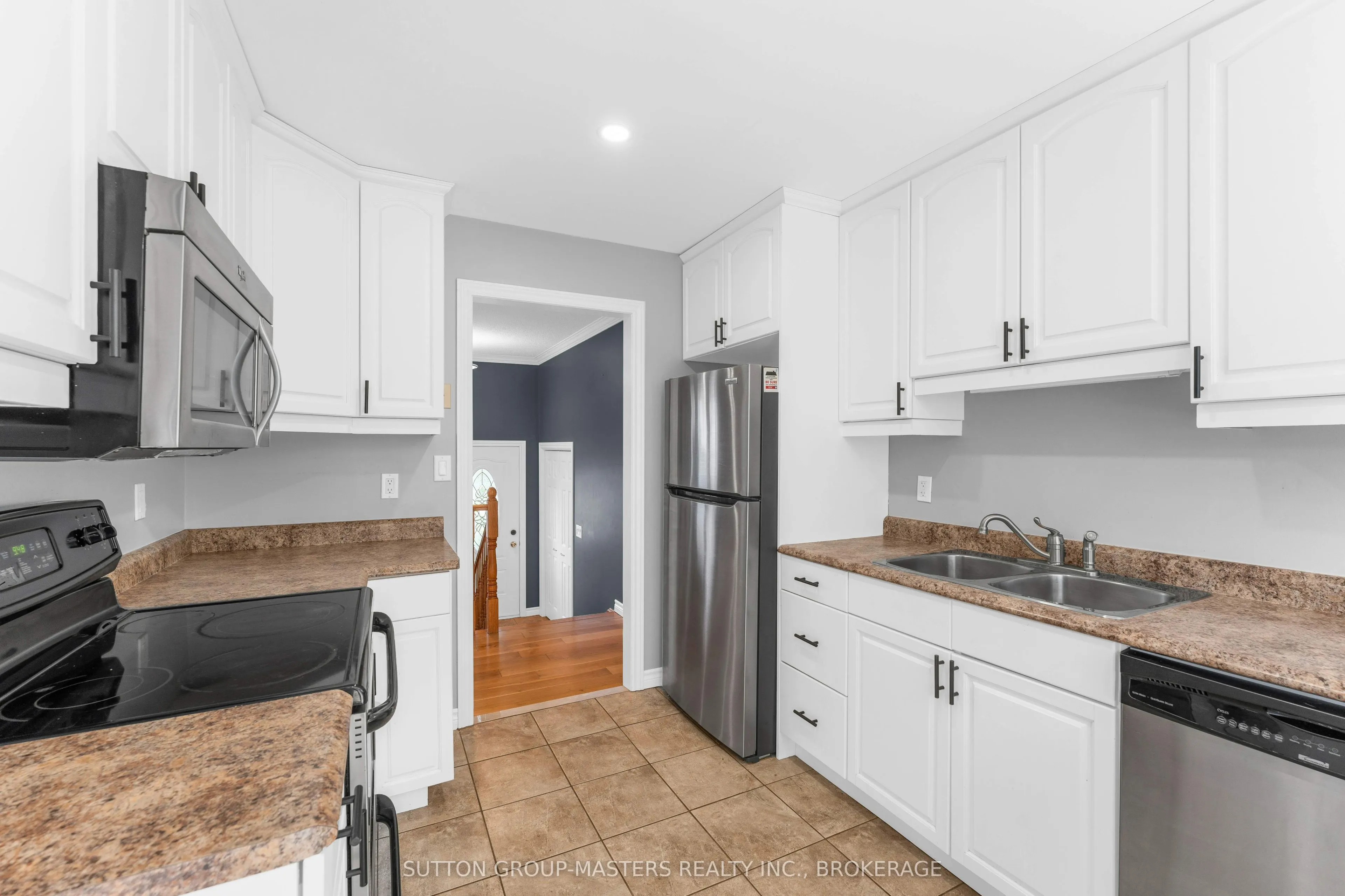 863 Pembridge Crescent