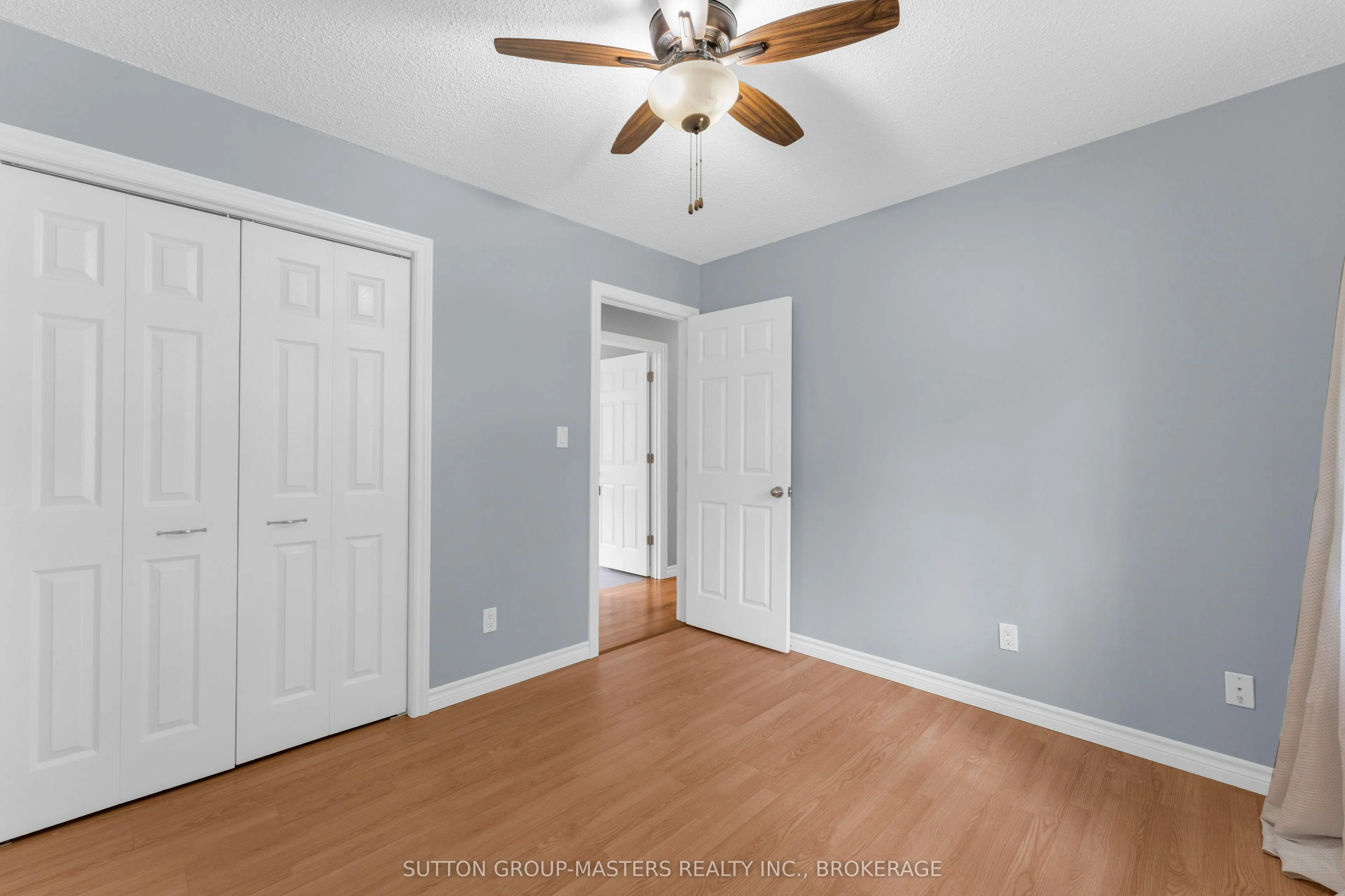 863 Pembridge Crescent