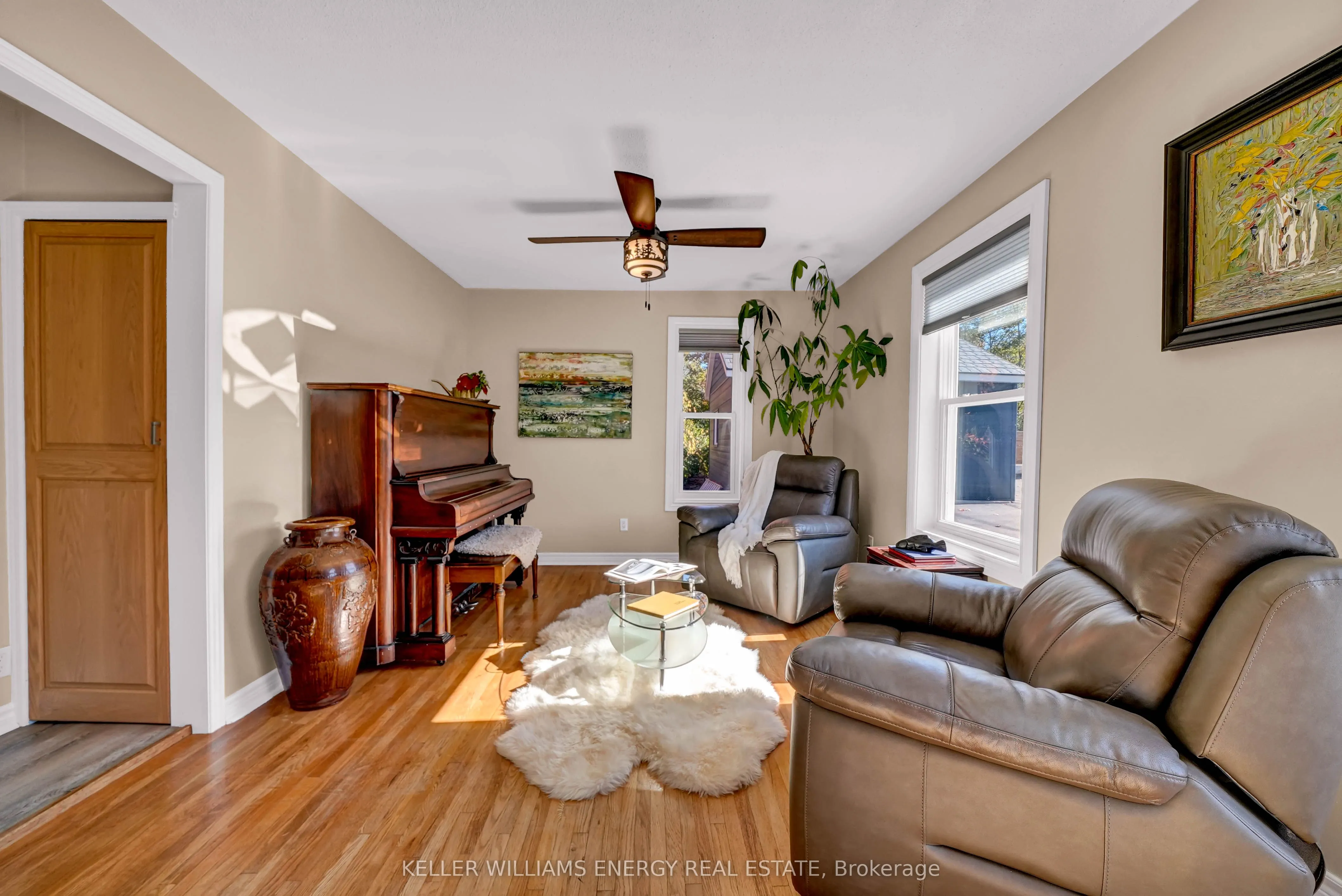 11858 Loyalist Parkway
