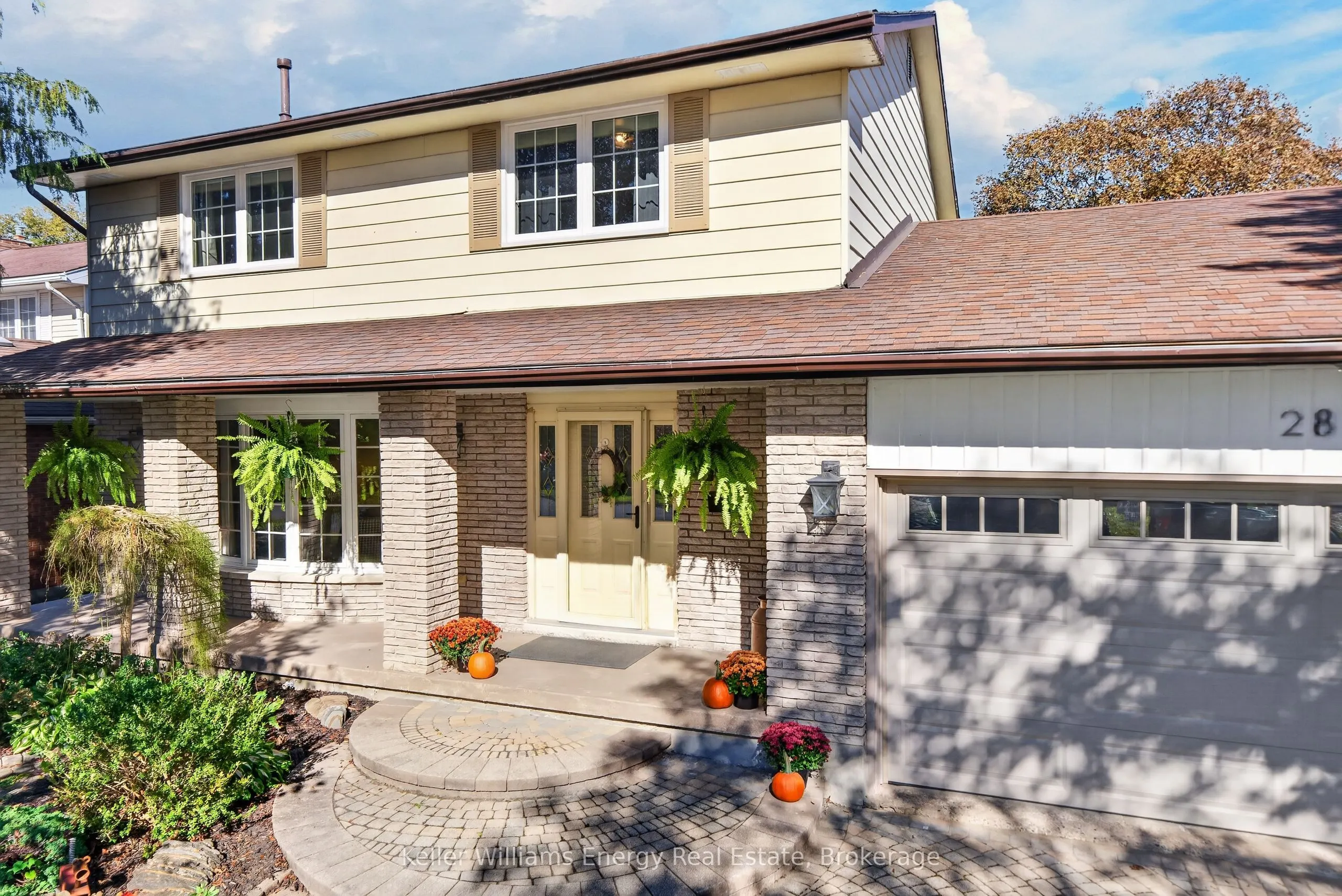 28 Briarwood Crescent