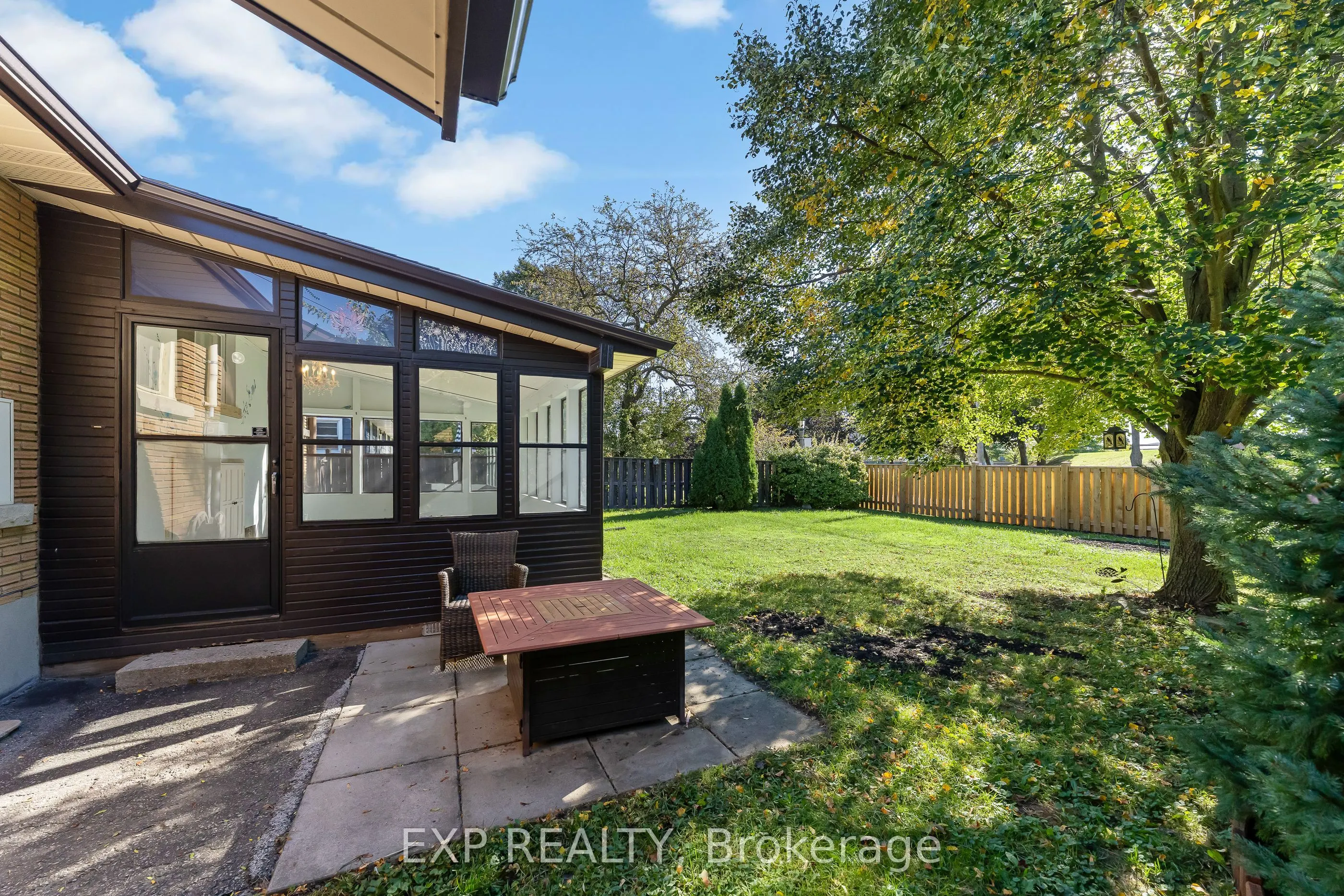 13 Ridley Heights Road
