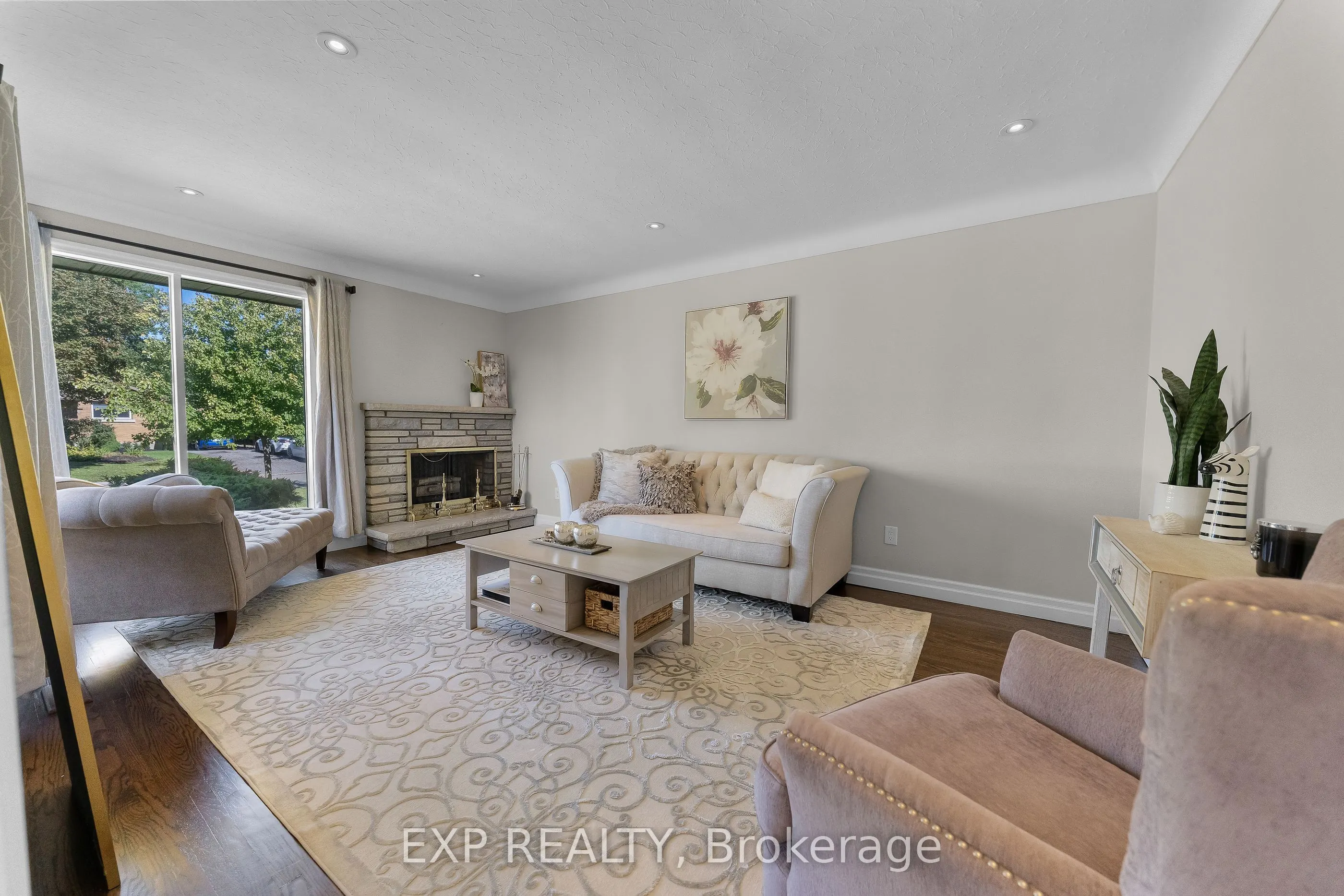 13 Ridley Heights Road