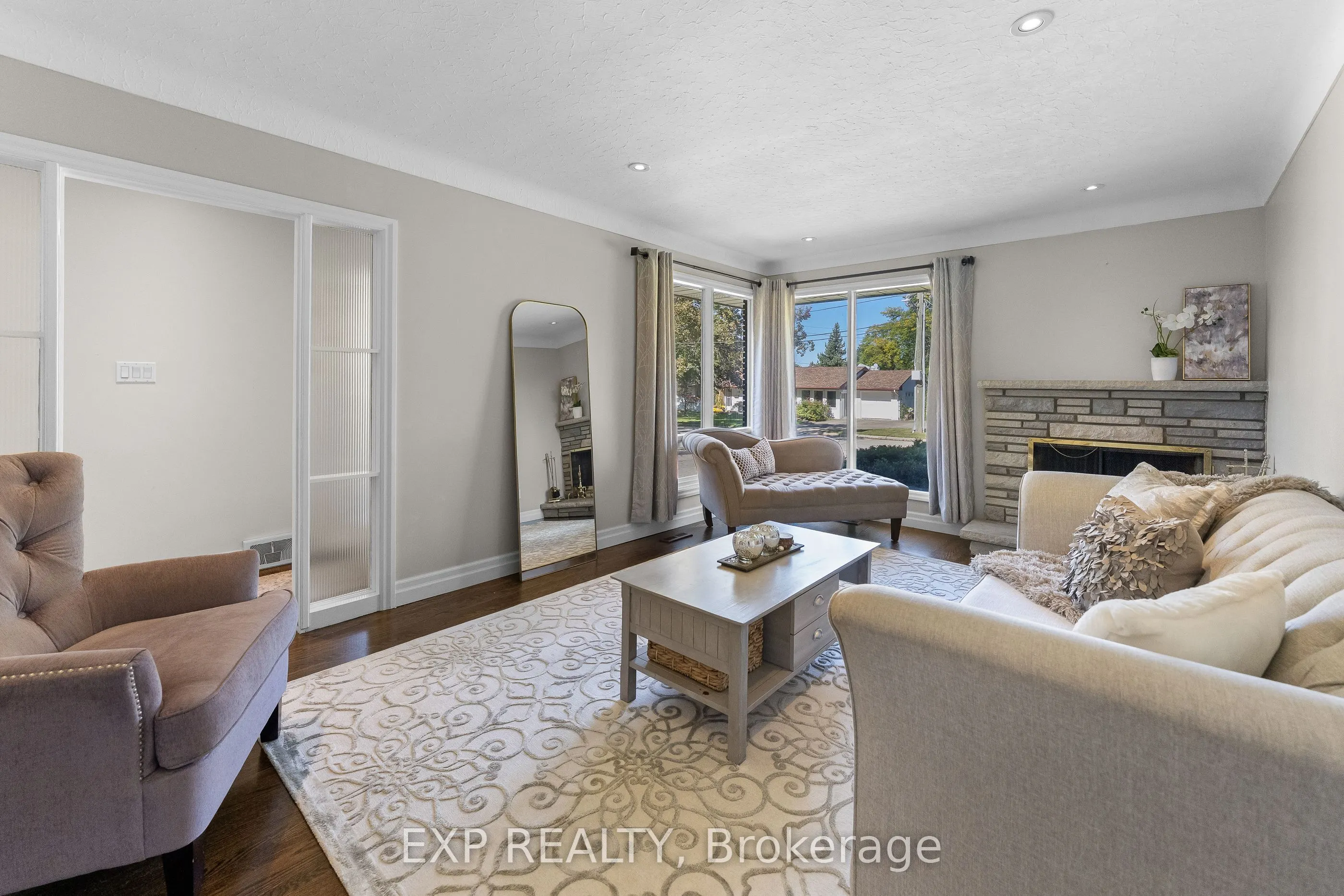 13 Ridley Heights Road