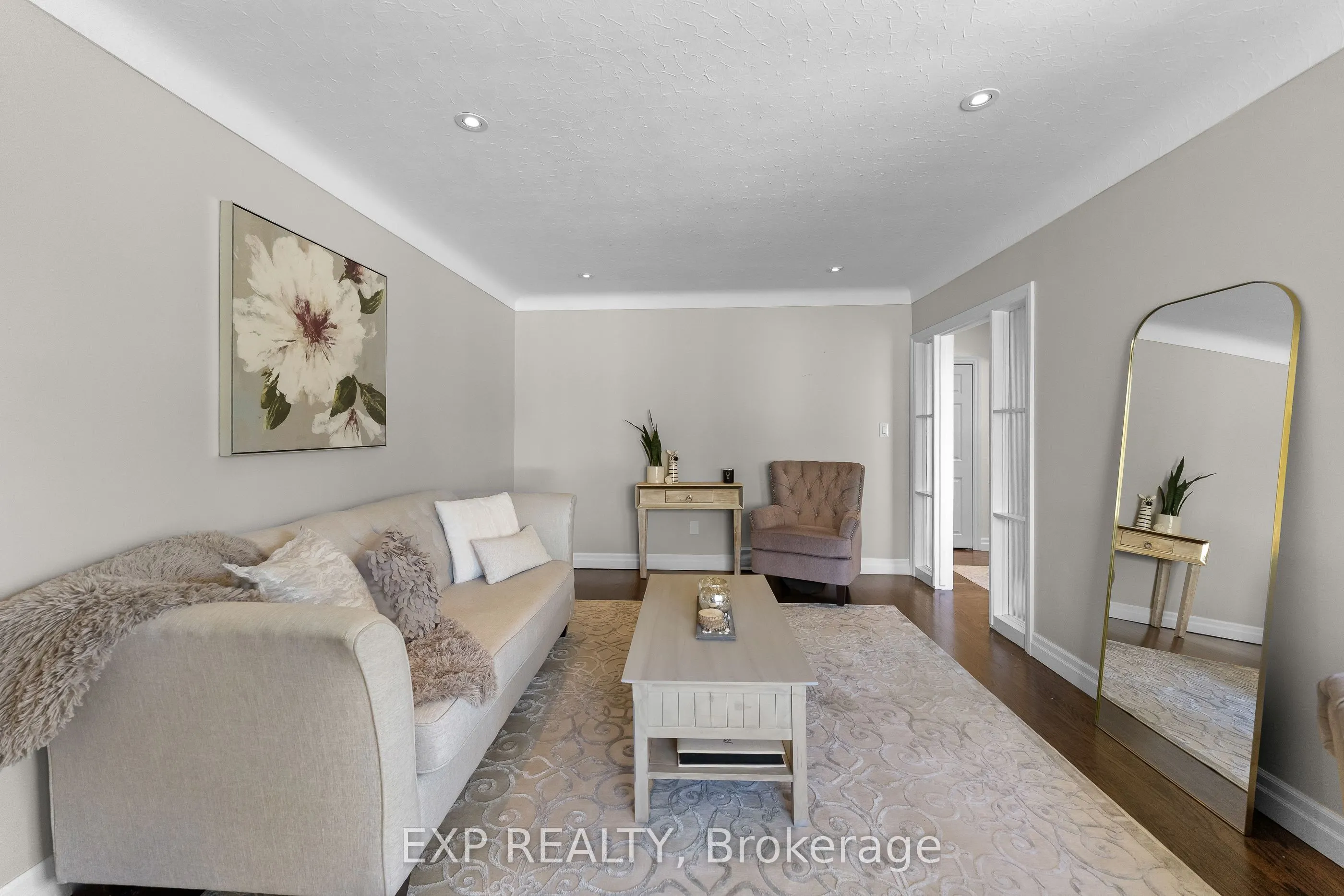 13 Ridley Heights Road