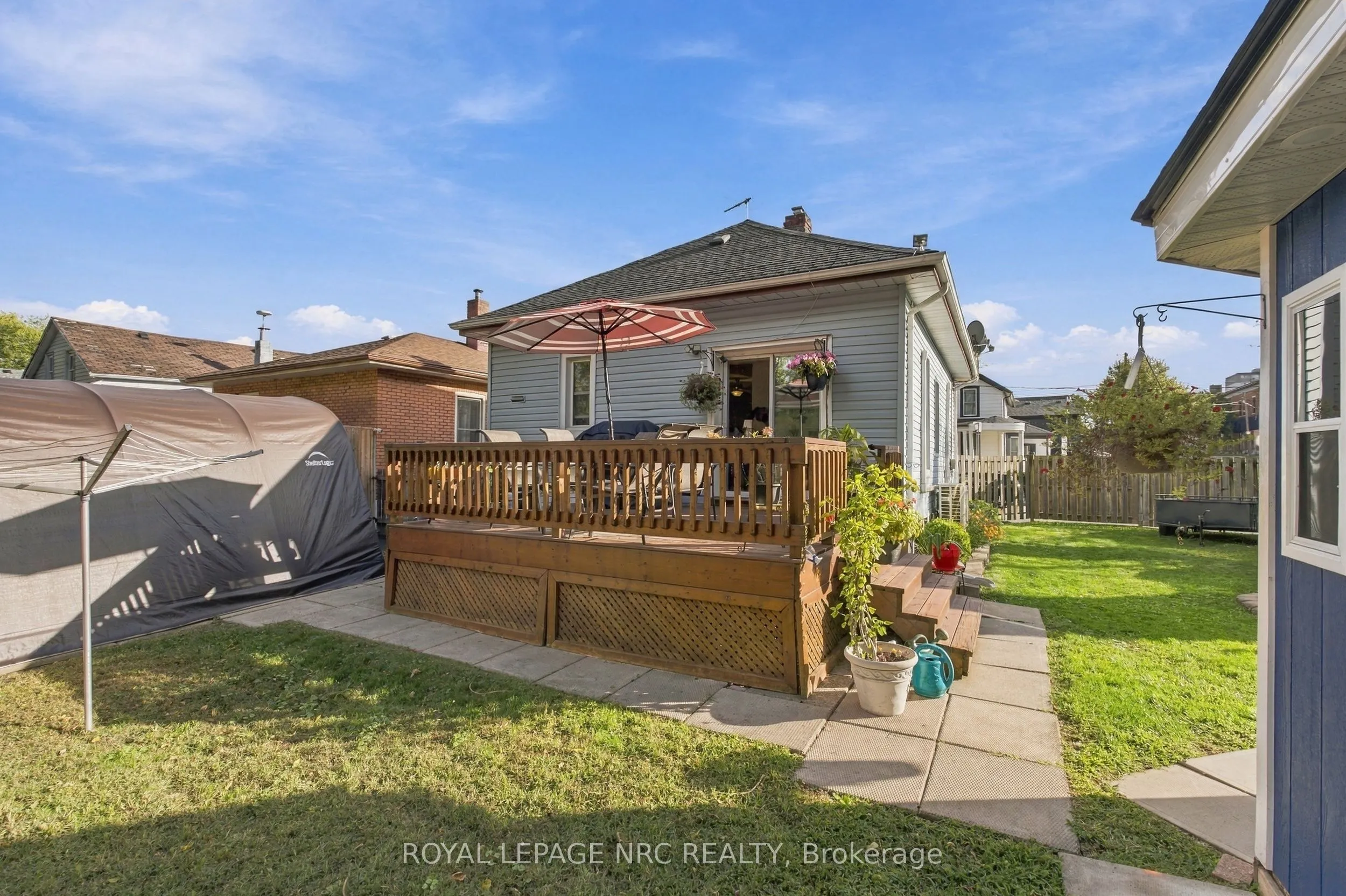 4455 Park Street E