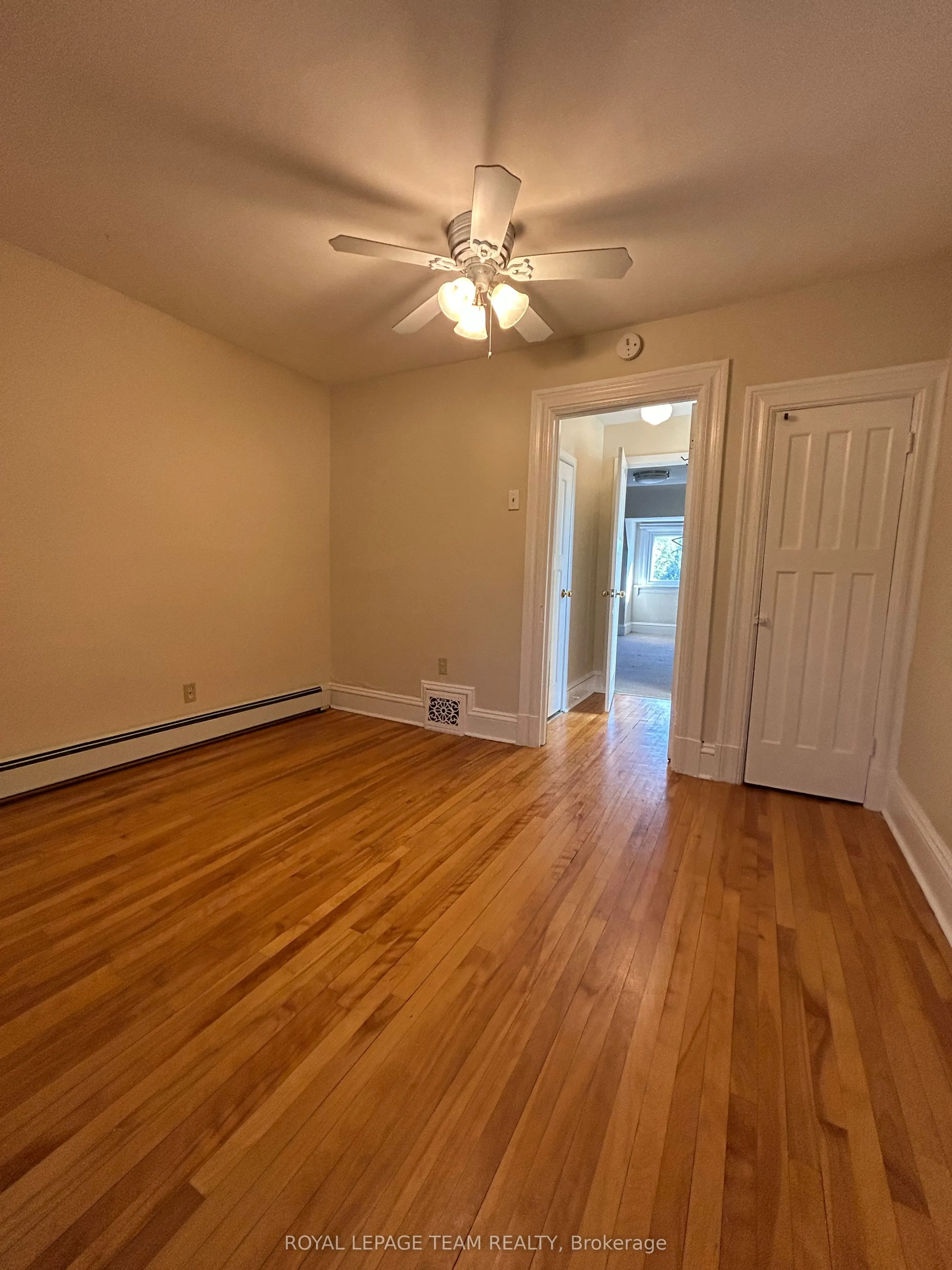 427 SUNNYSIDE Avenue #B