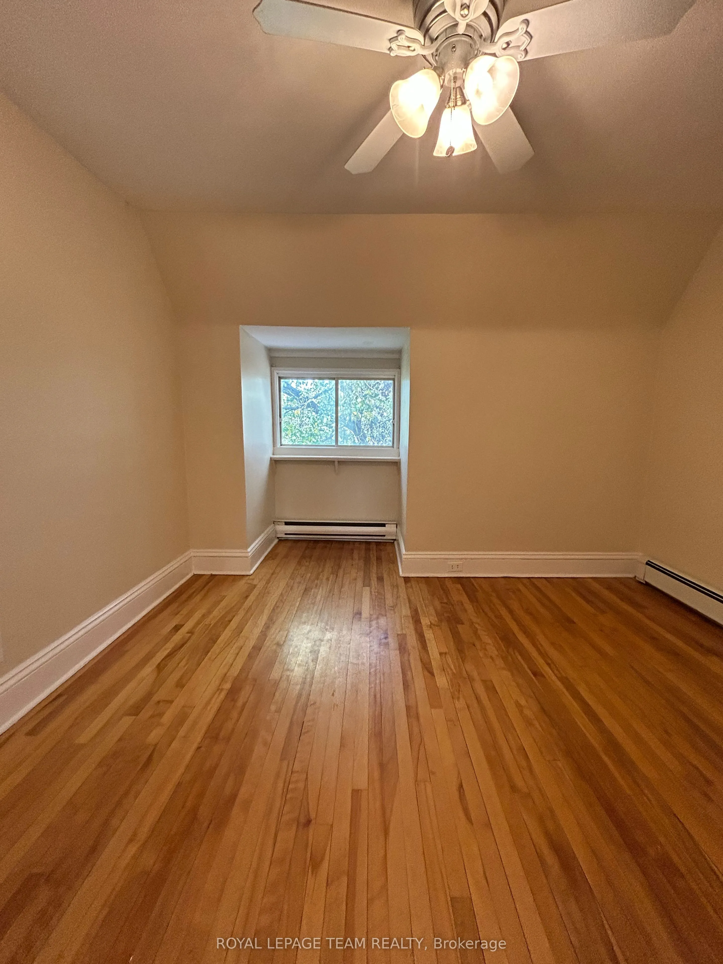 427 SUNNYSIDE Avenue #B