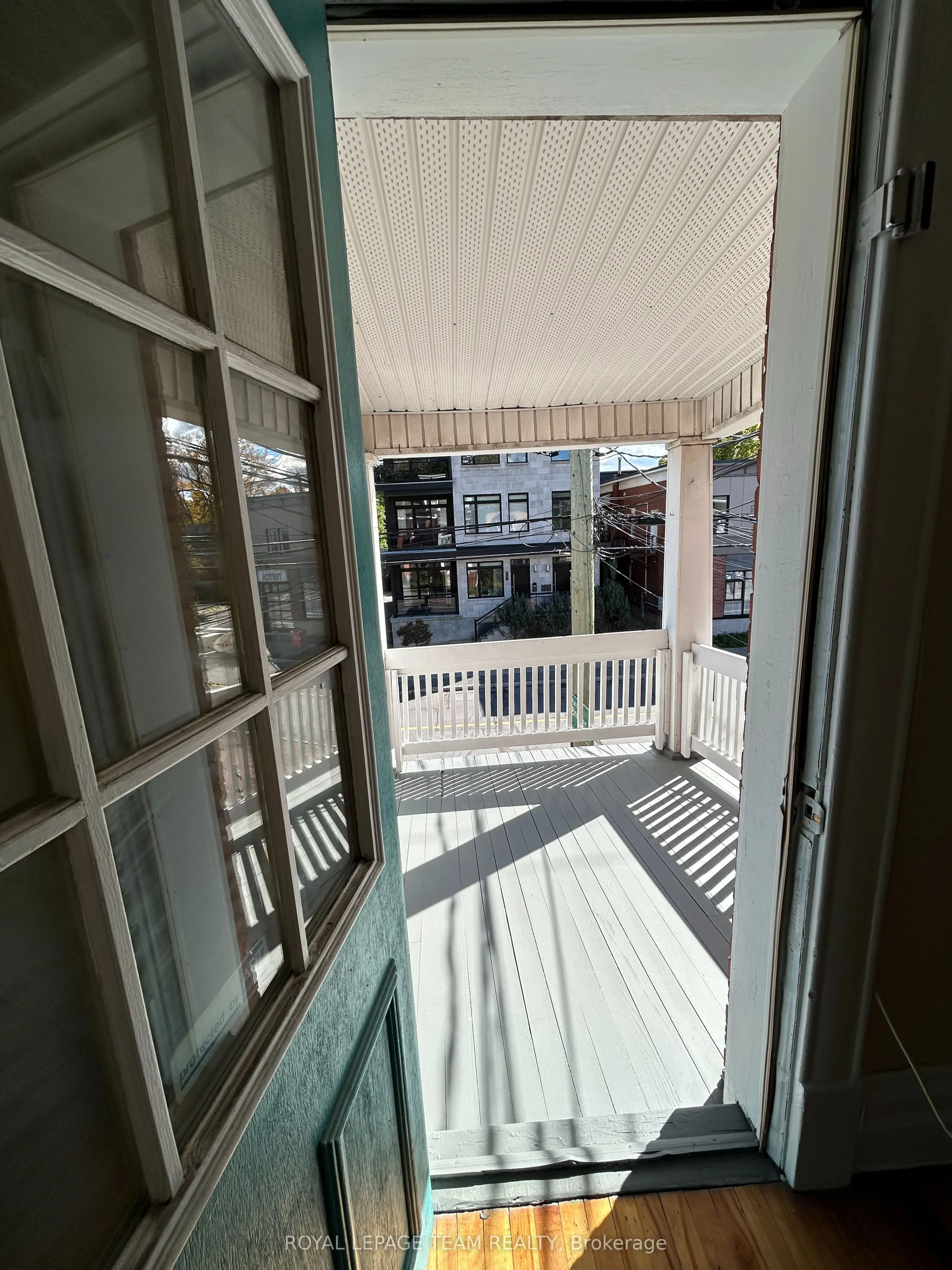 427 SUNNYSIDE Avenue #B