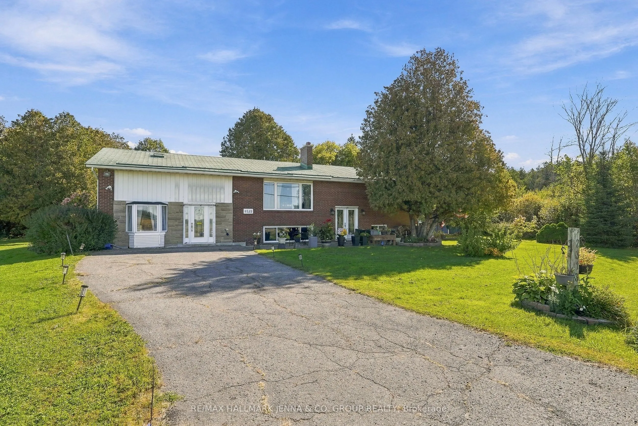 2313 8th Line Road