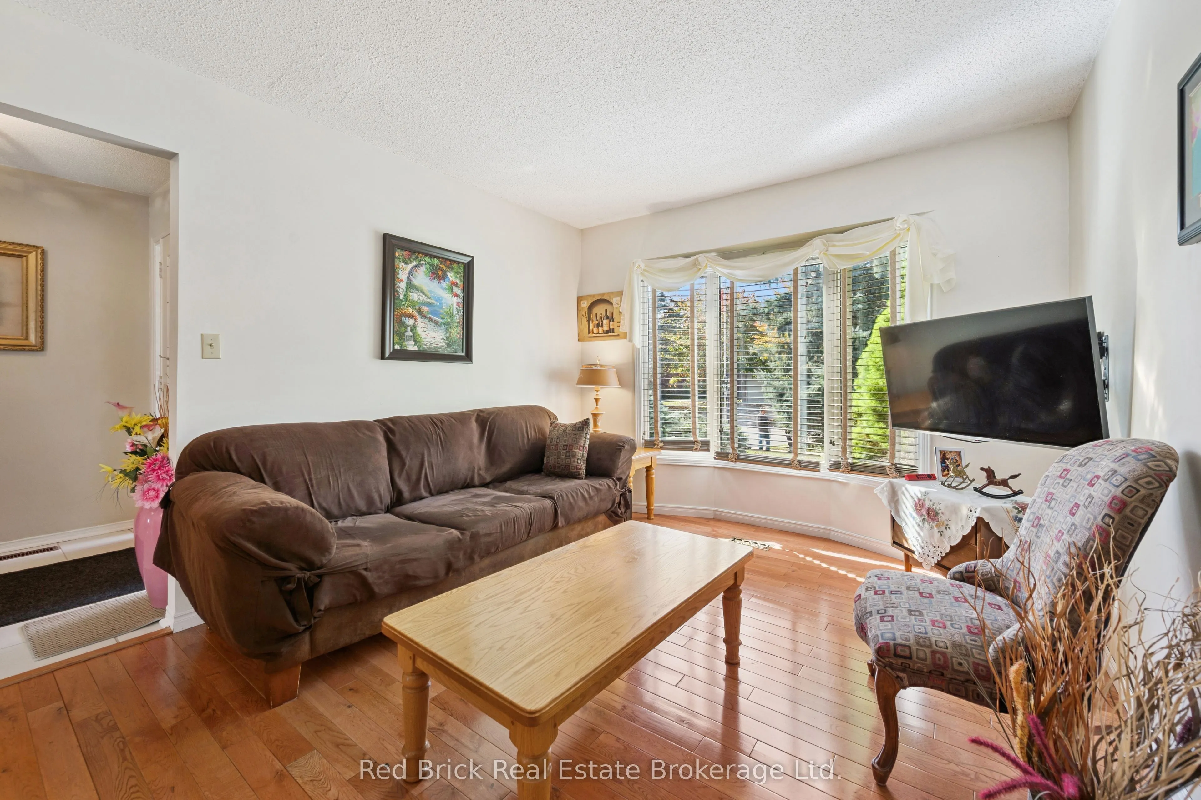 744 Woodhill Drive