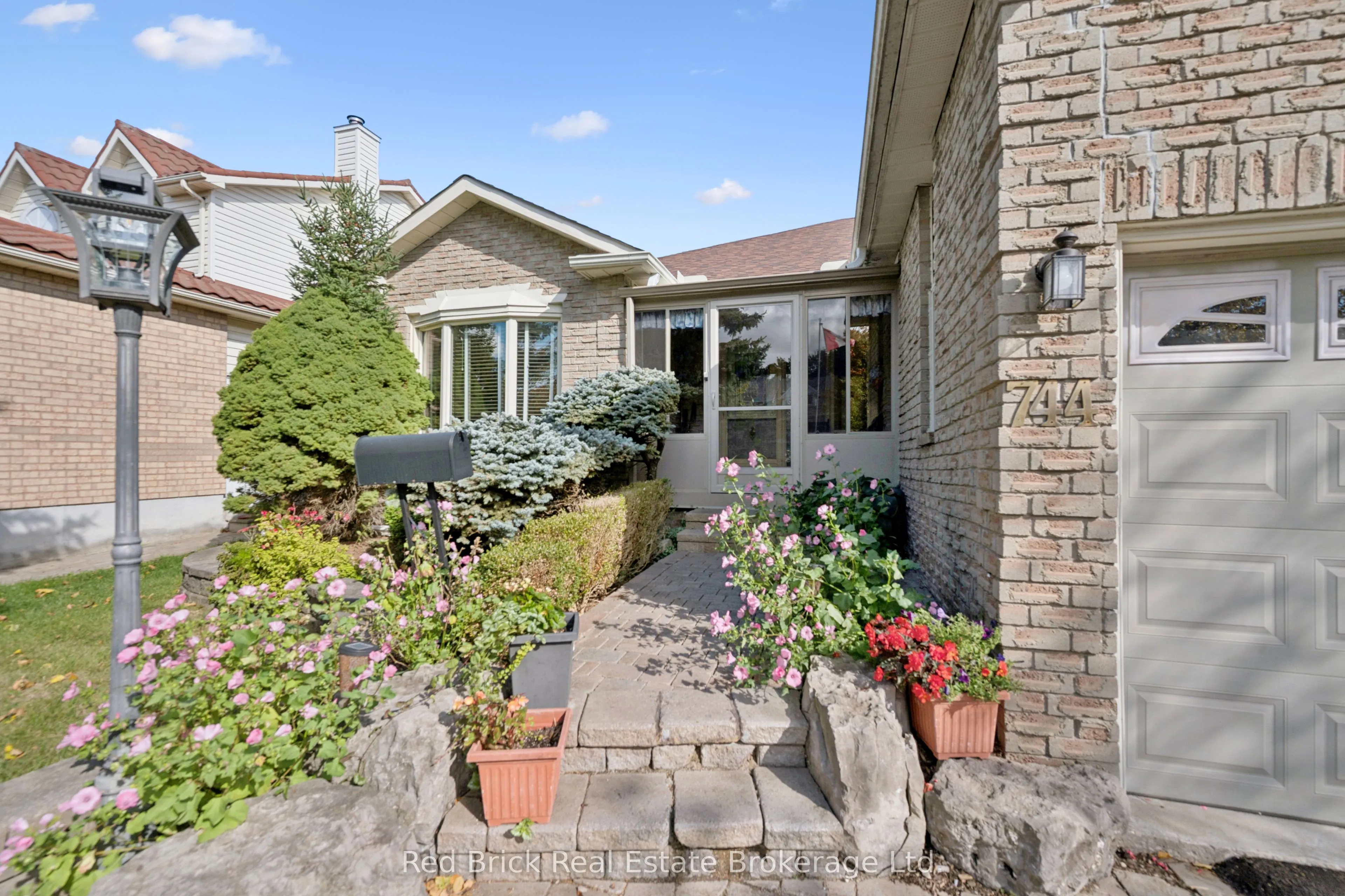 744 Woodhill Drive