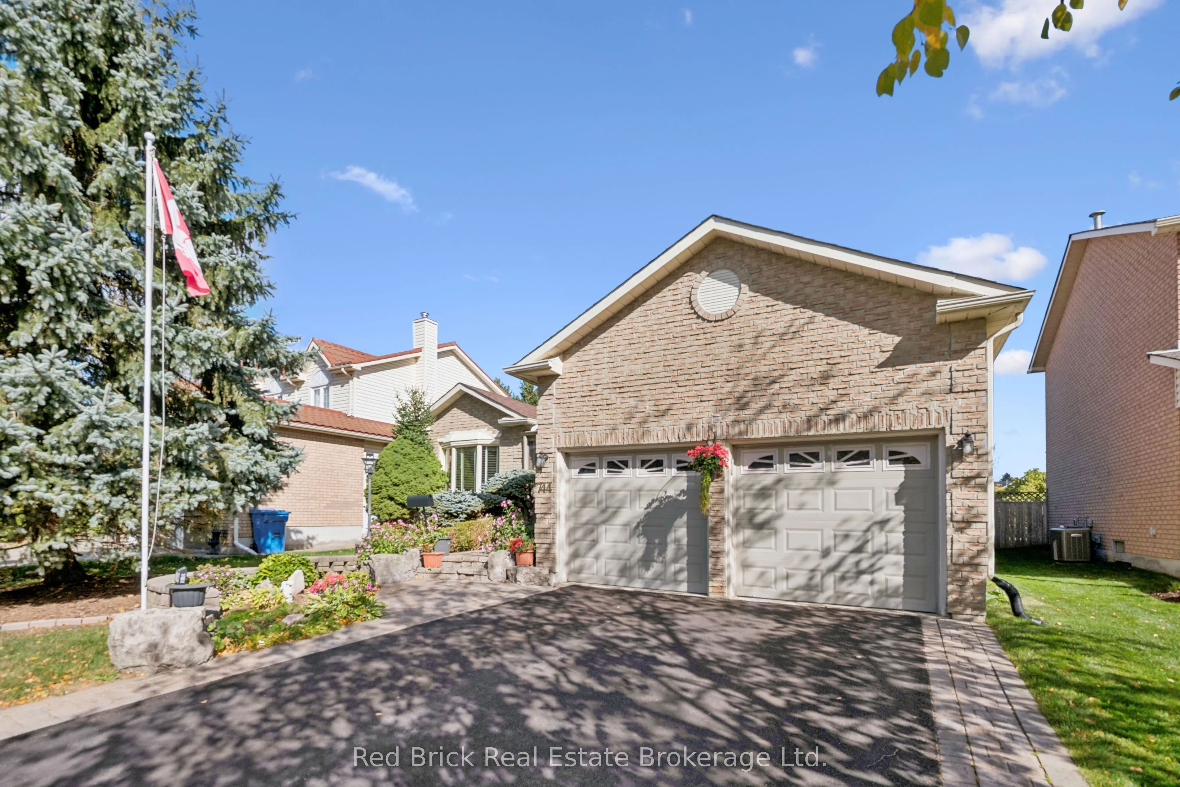 744 Woodhill Drive