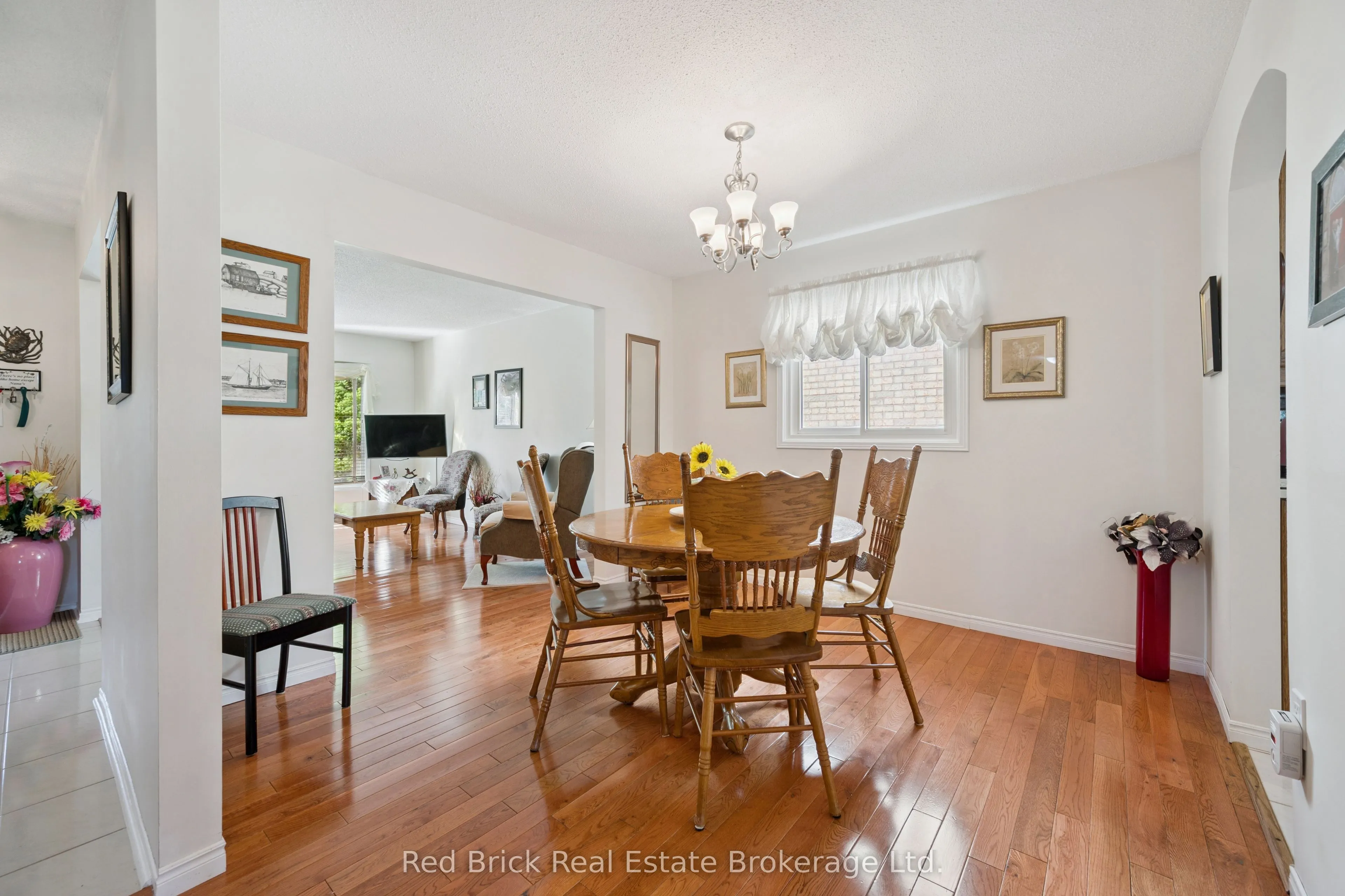 744 Woodhill Drive