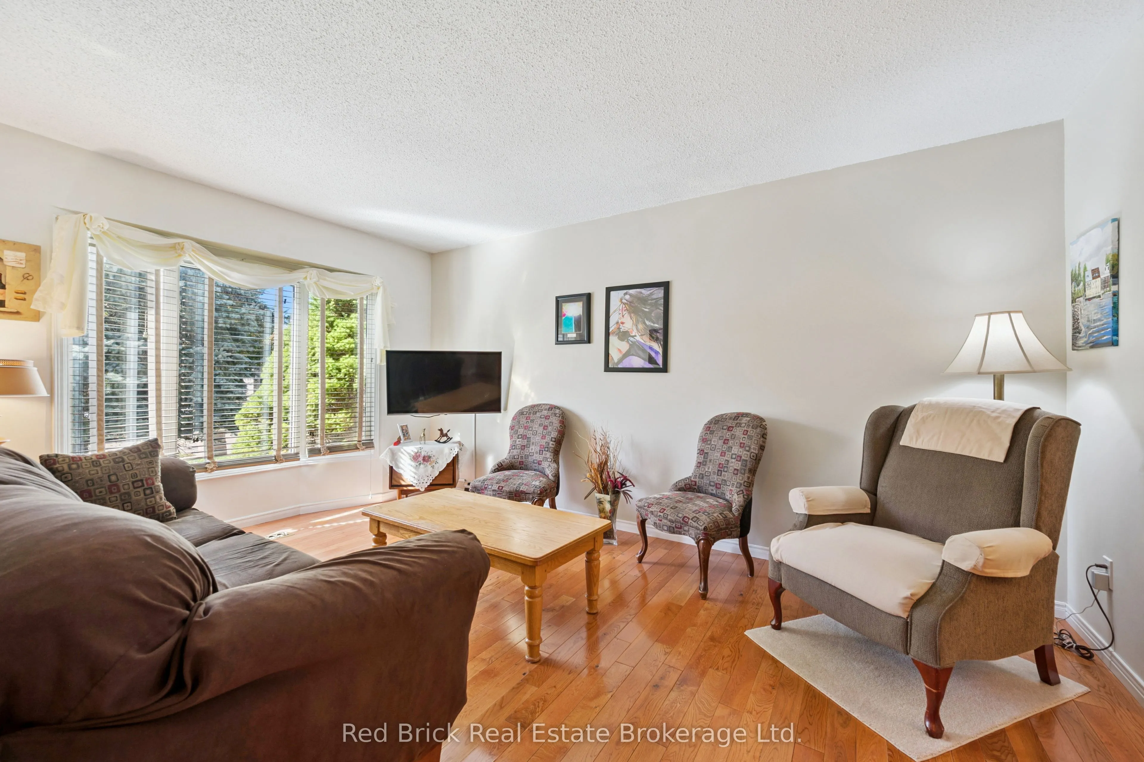 744 Woodhill Drive