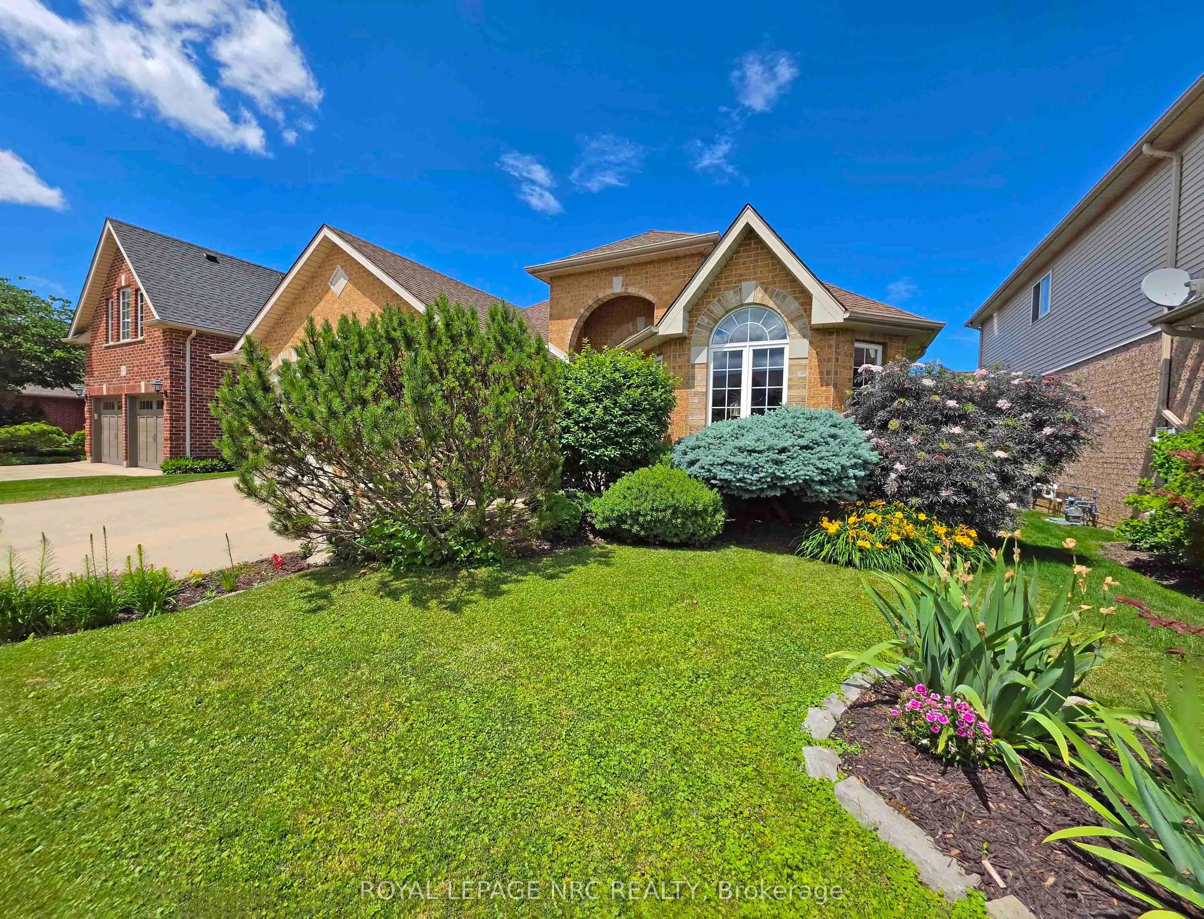 65 MCCAFFERY Crescent