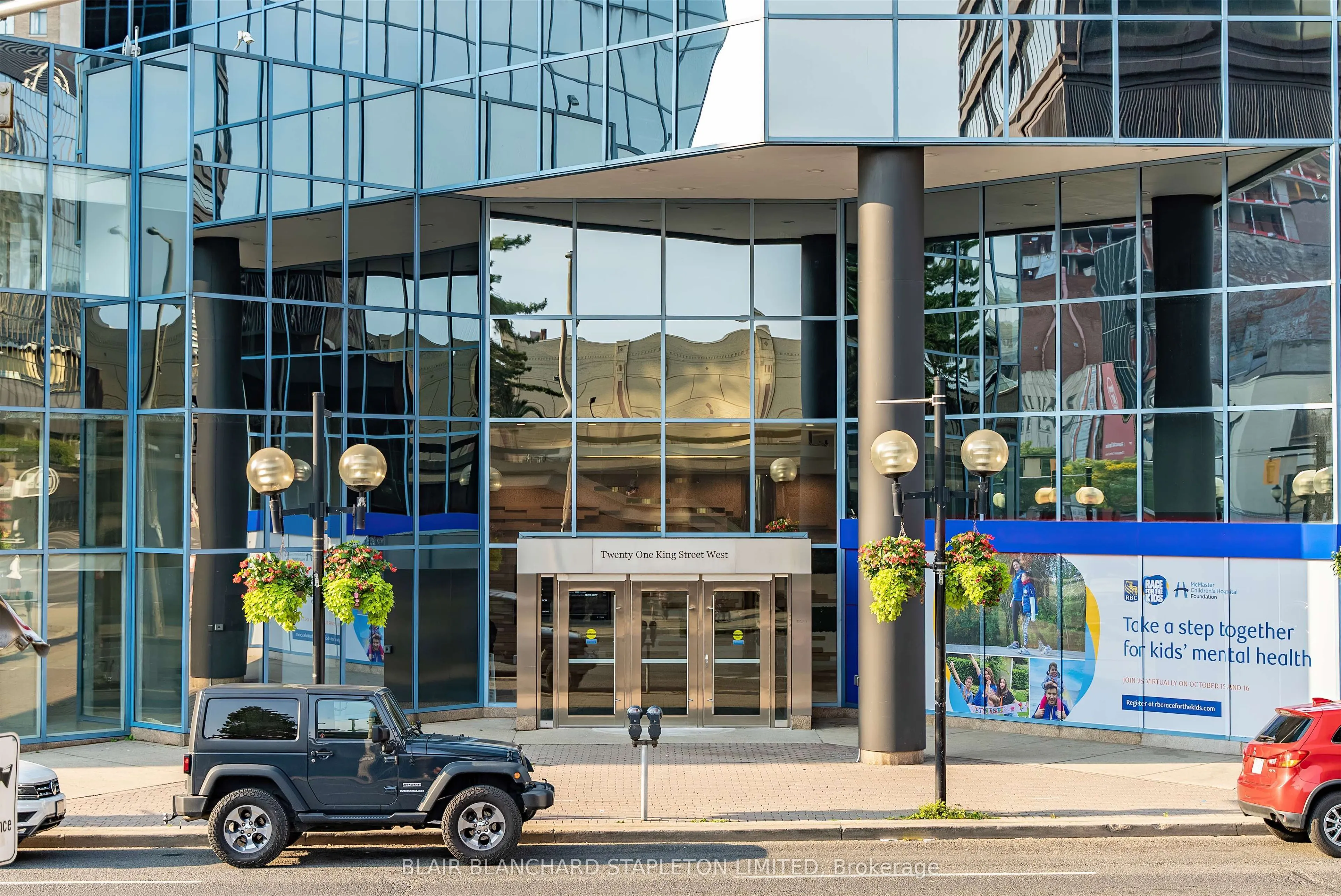 21 King Street W #Suite 1700