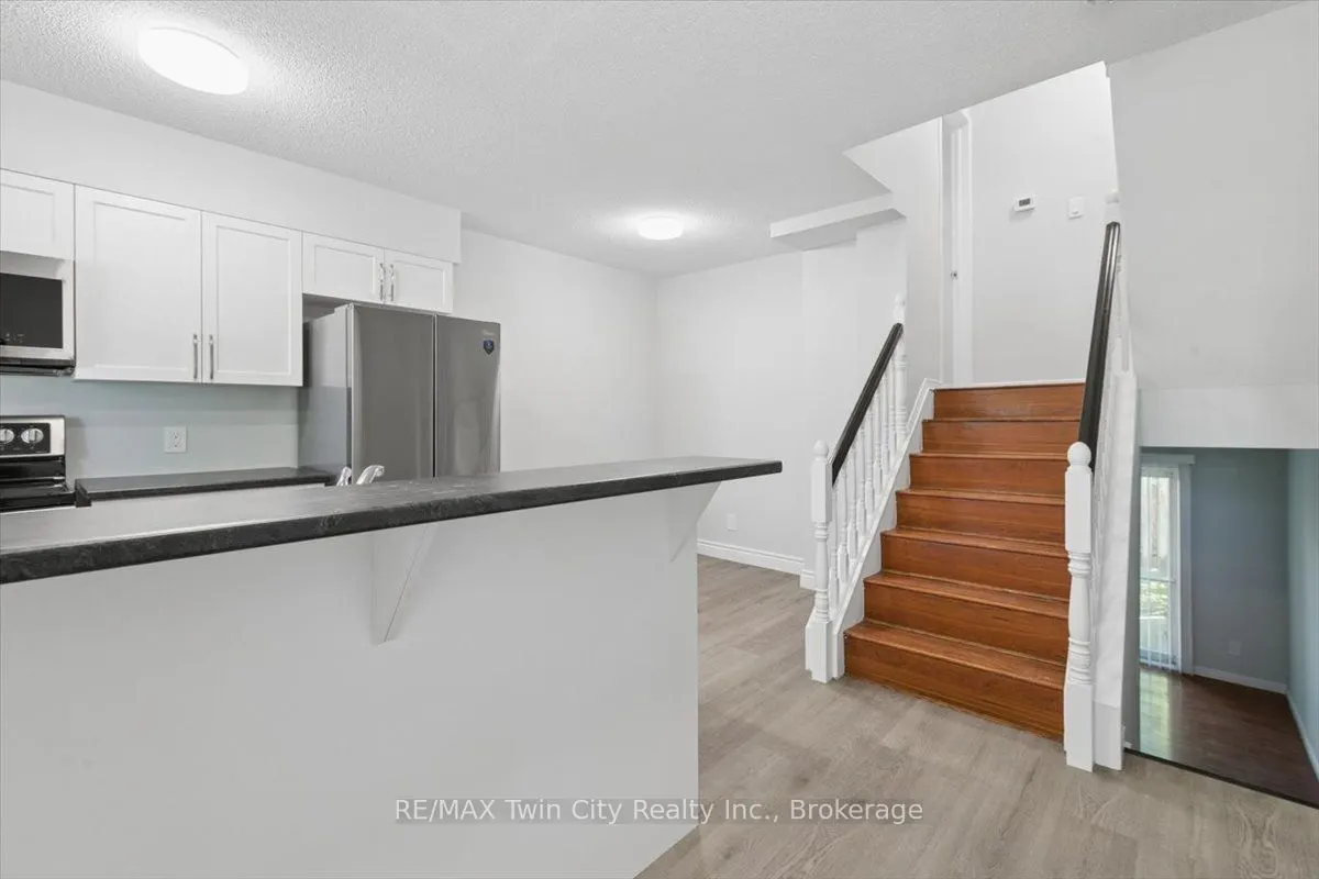 211 Veronica Drive #8