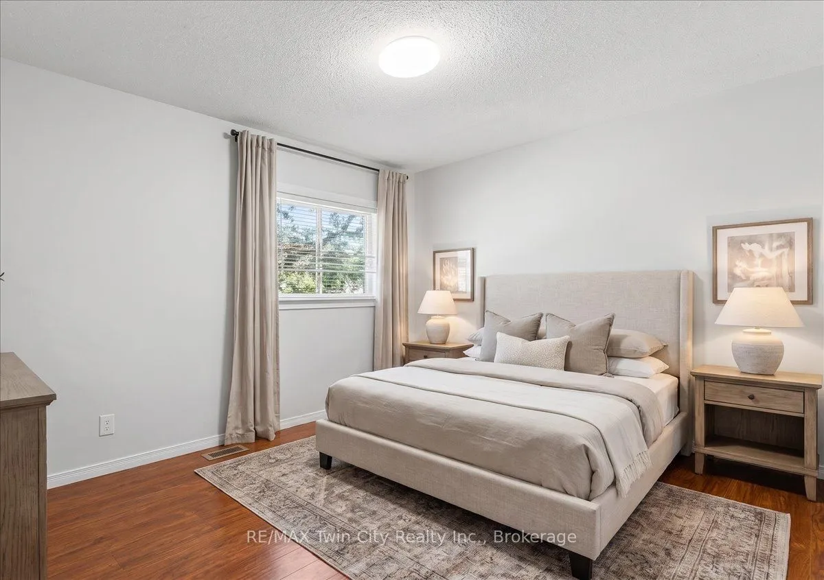 211 Veronica Drive #8