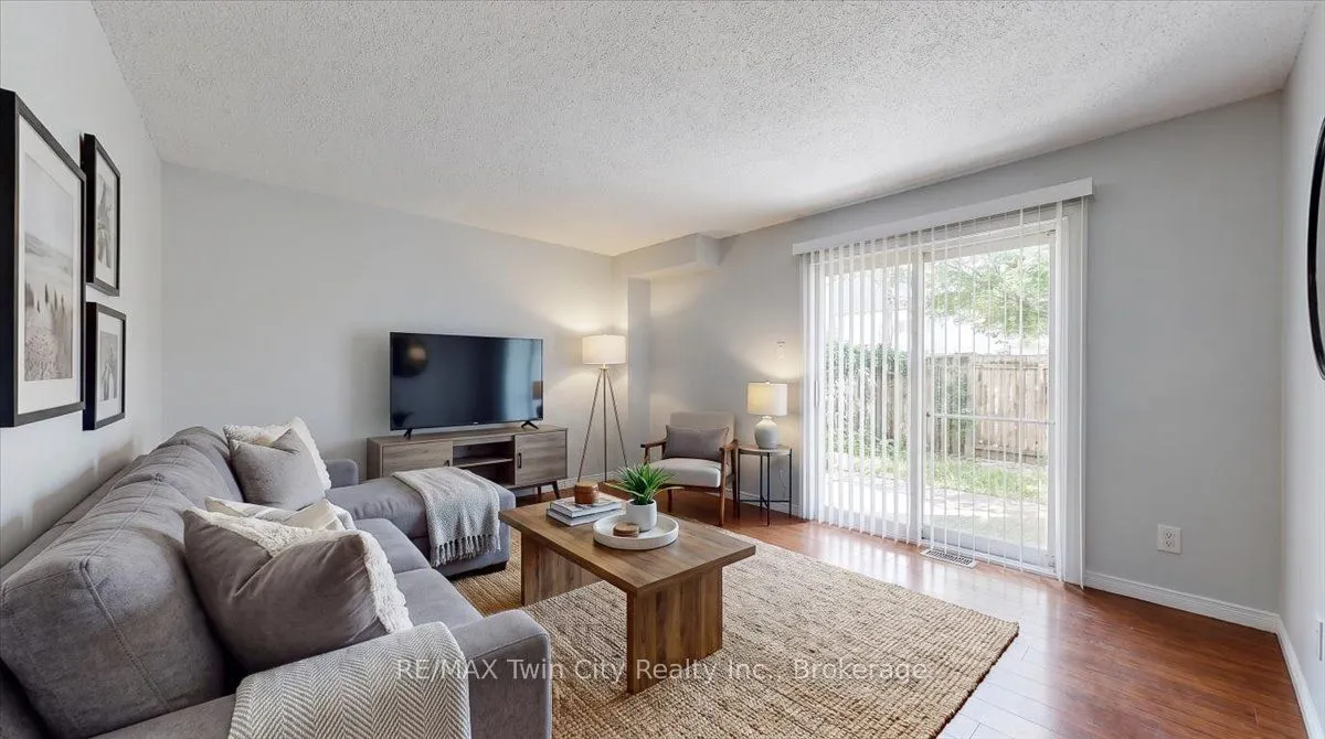 211 Veronica Drive #8