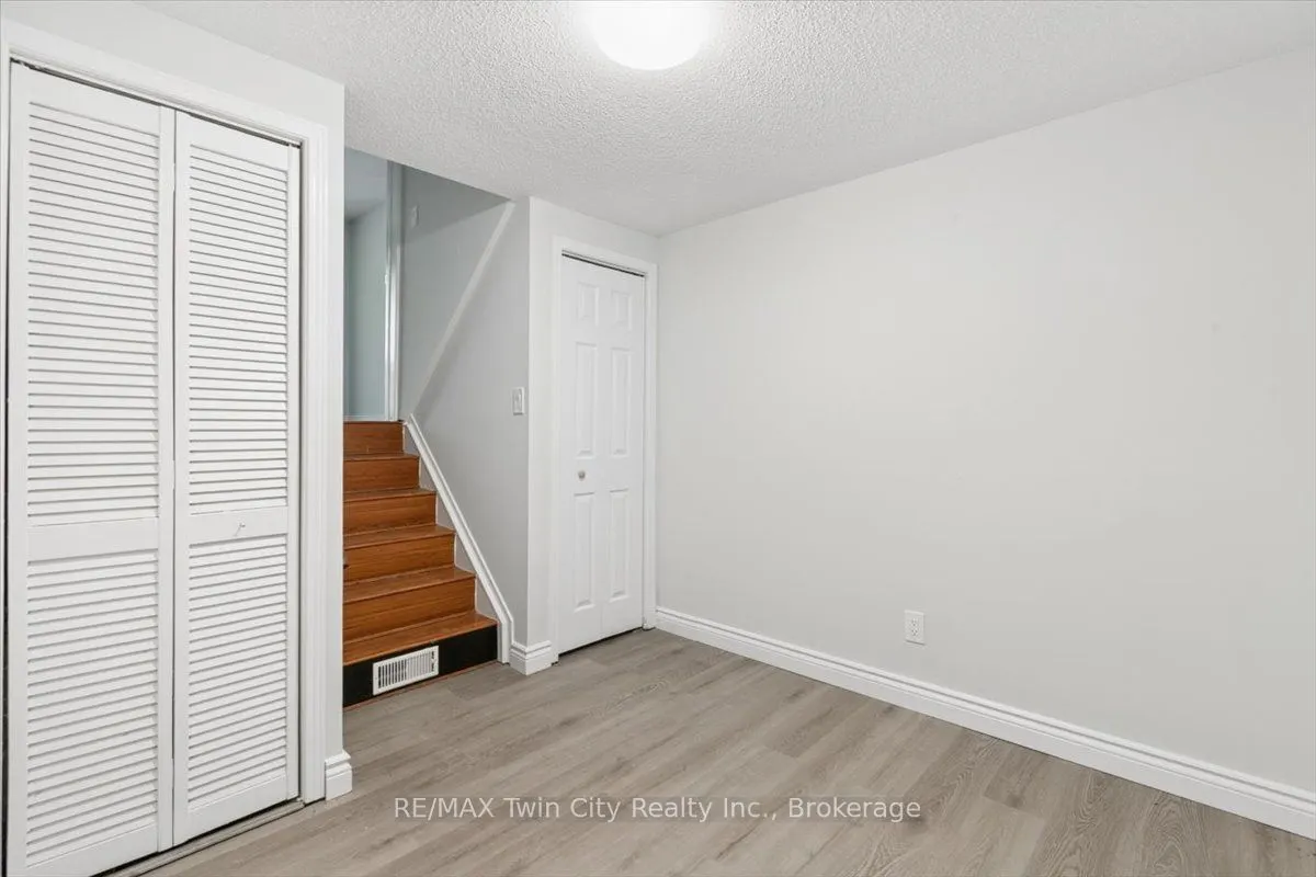 211 Veronica Drive #8
