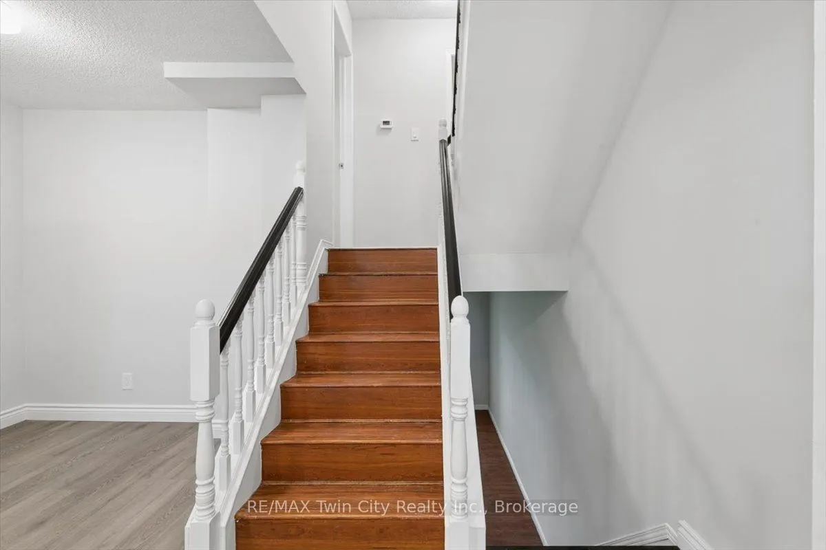 211 Veronica Drive #8