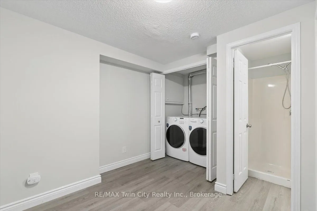 211 Veronica Drive #8