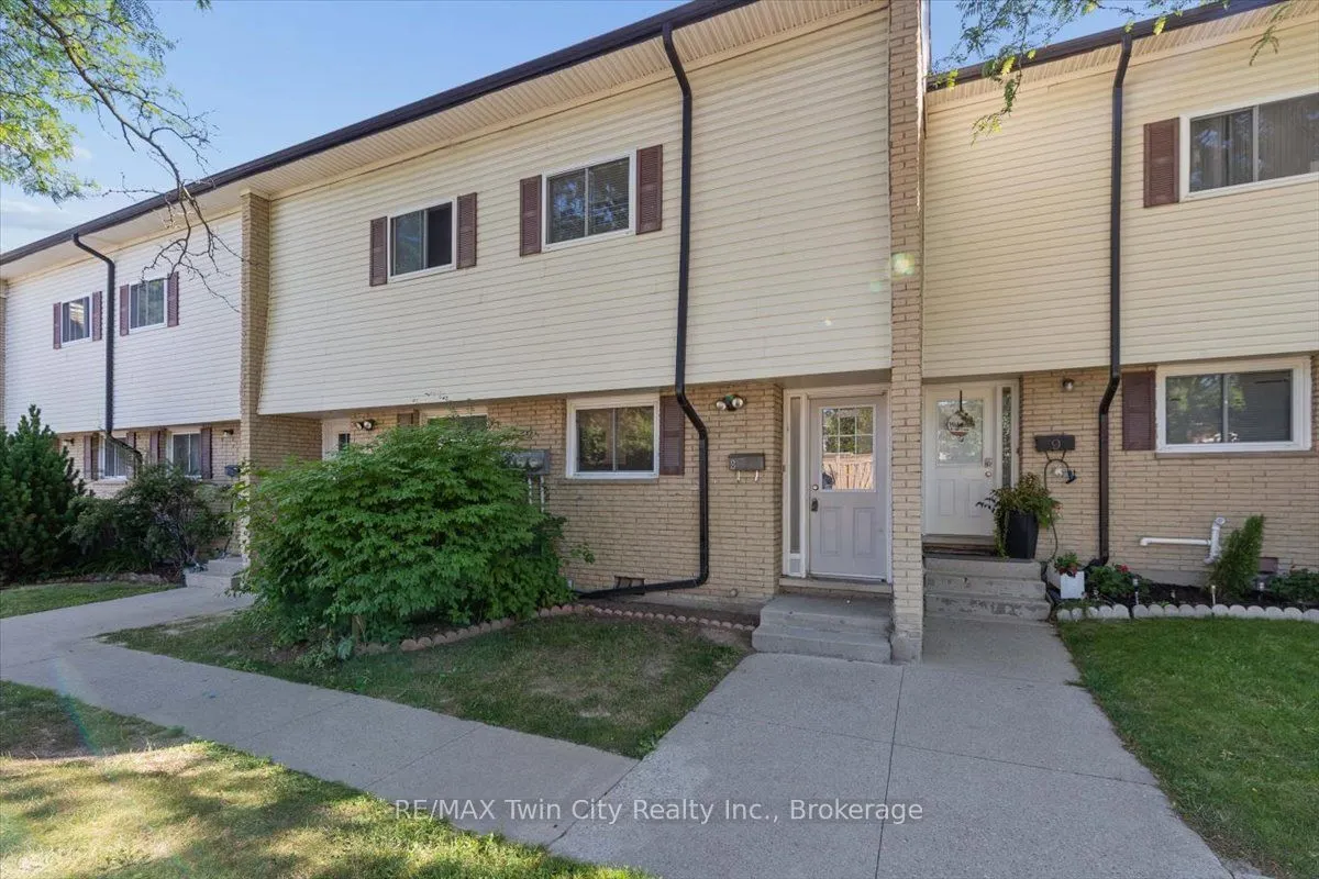 211 Veronica Drive #8