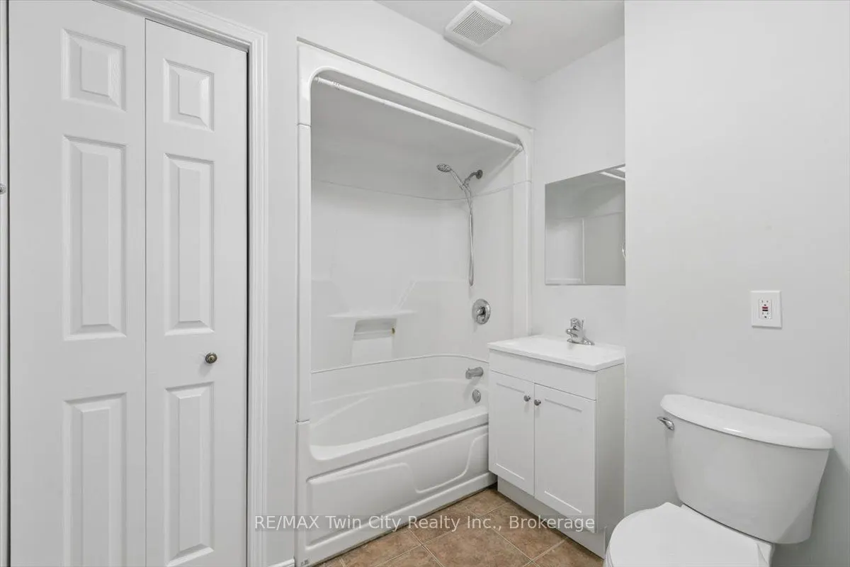 211 Veronica Drive #8