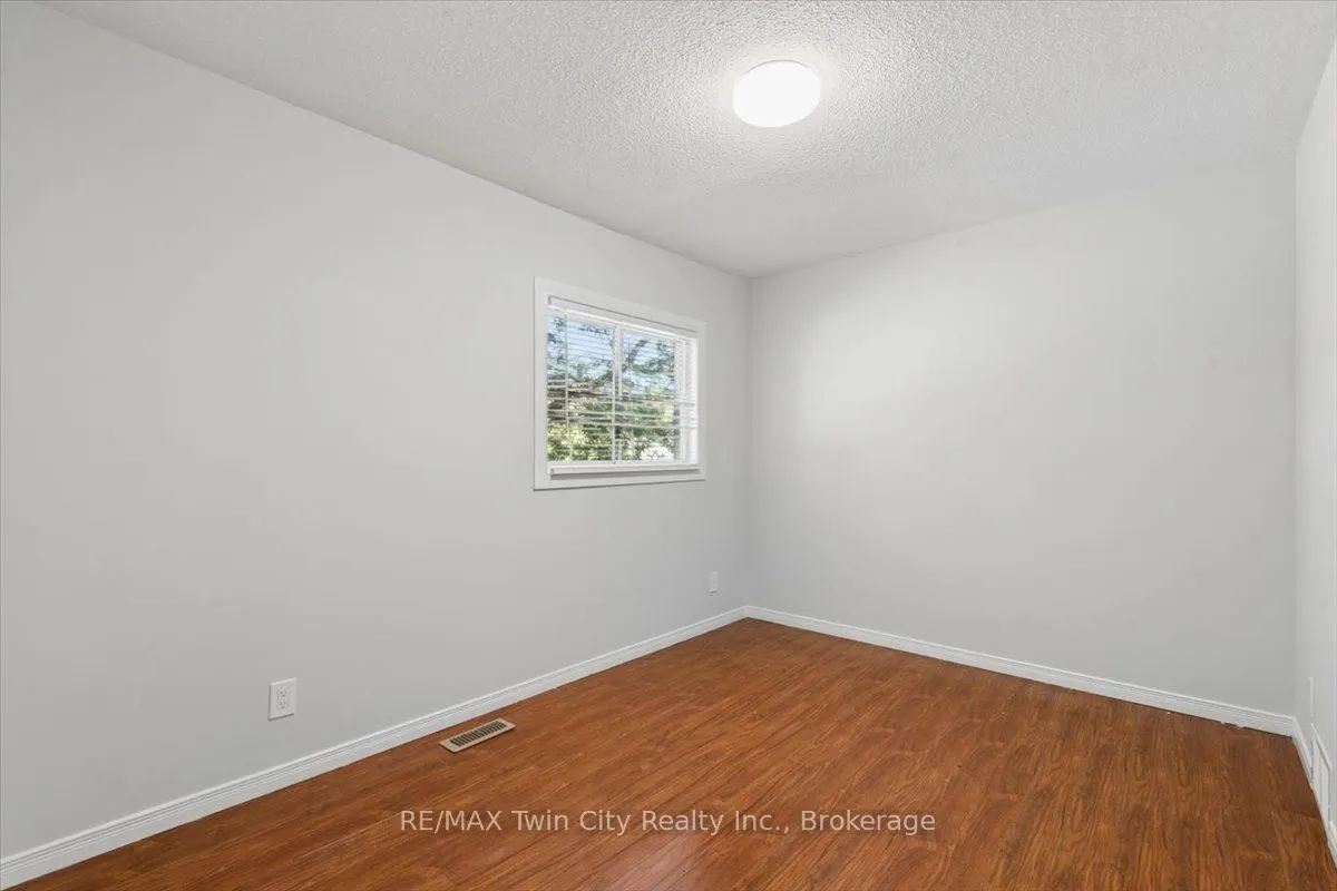 211 Veronica Drive #8