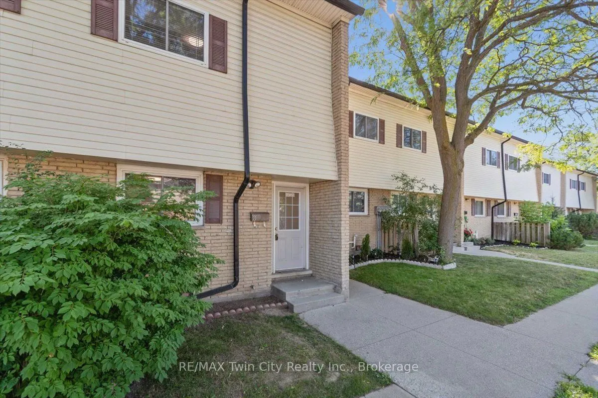 211 Veronica Drive #8