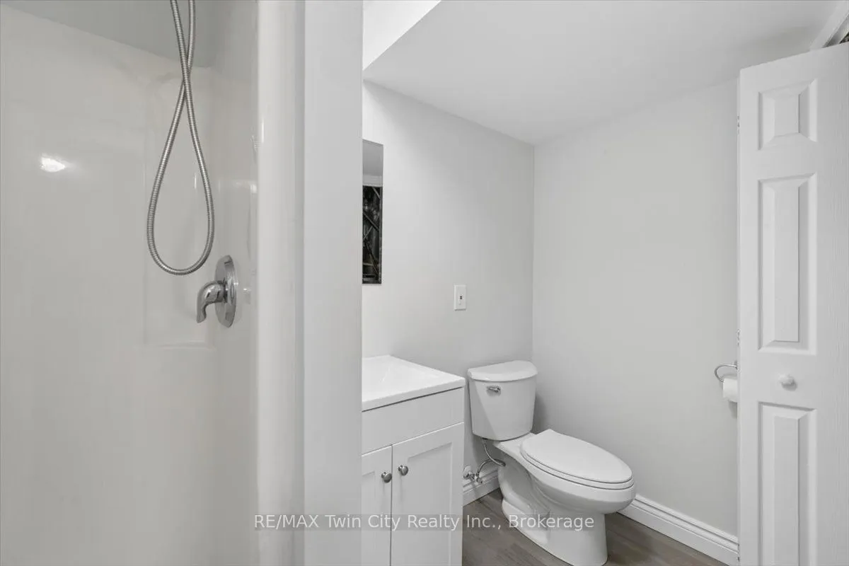 211 Veronica Drive #8