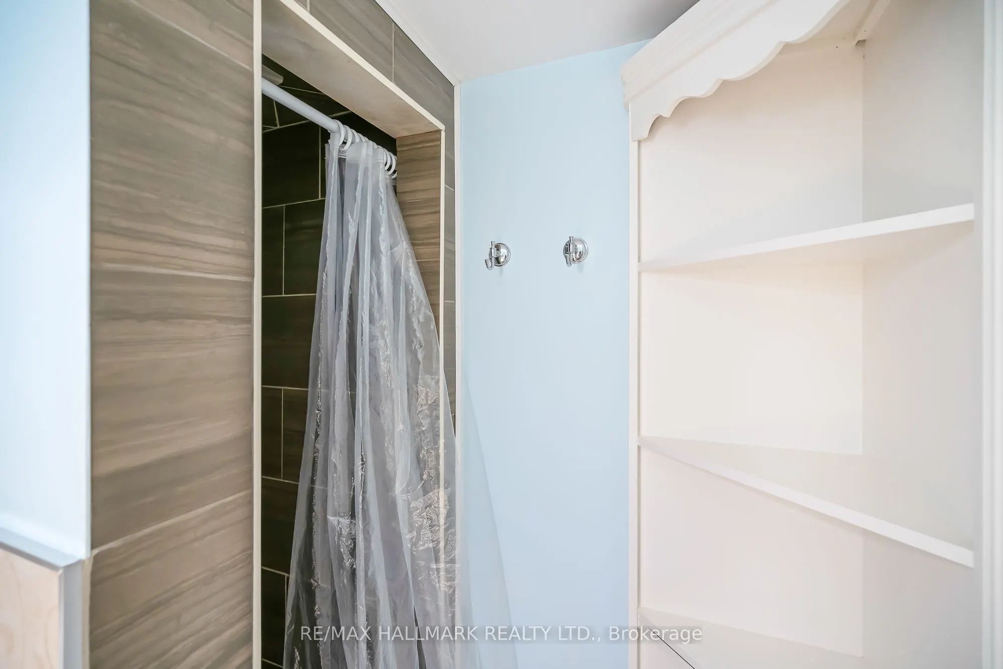 231 Point Abino Road S