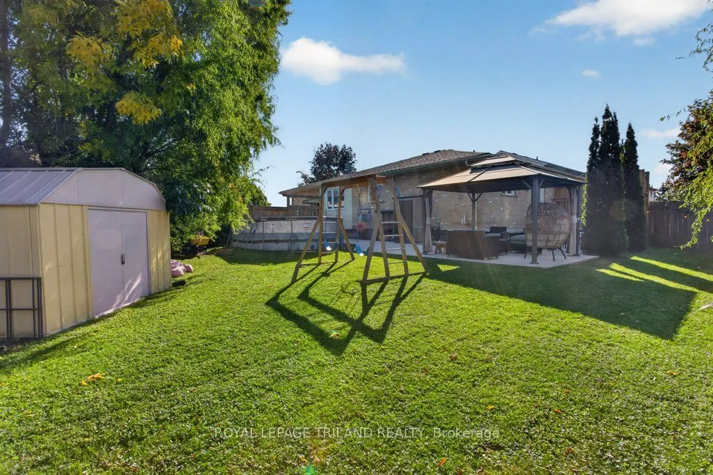 32 Sanders Court