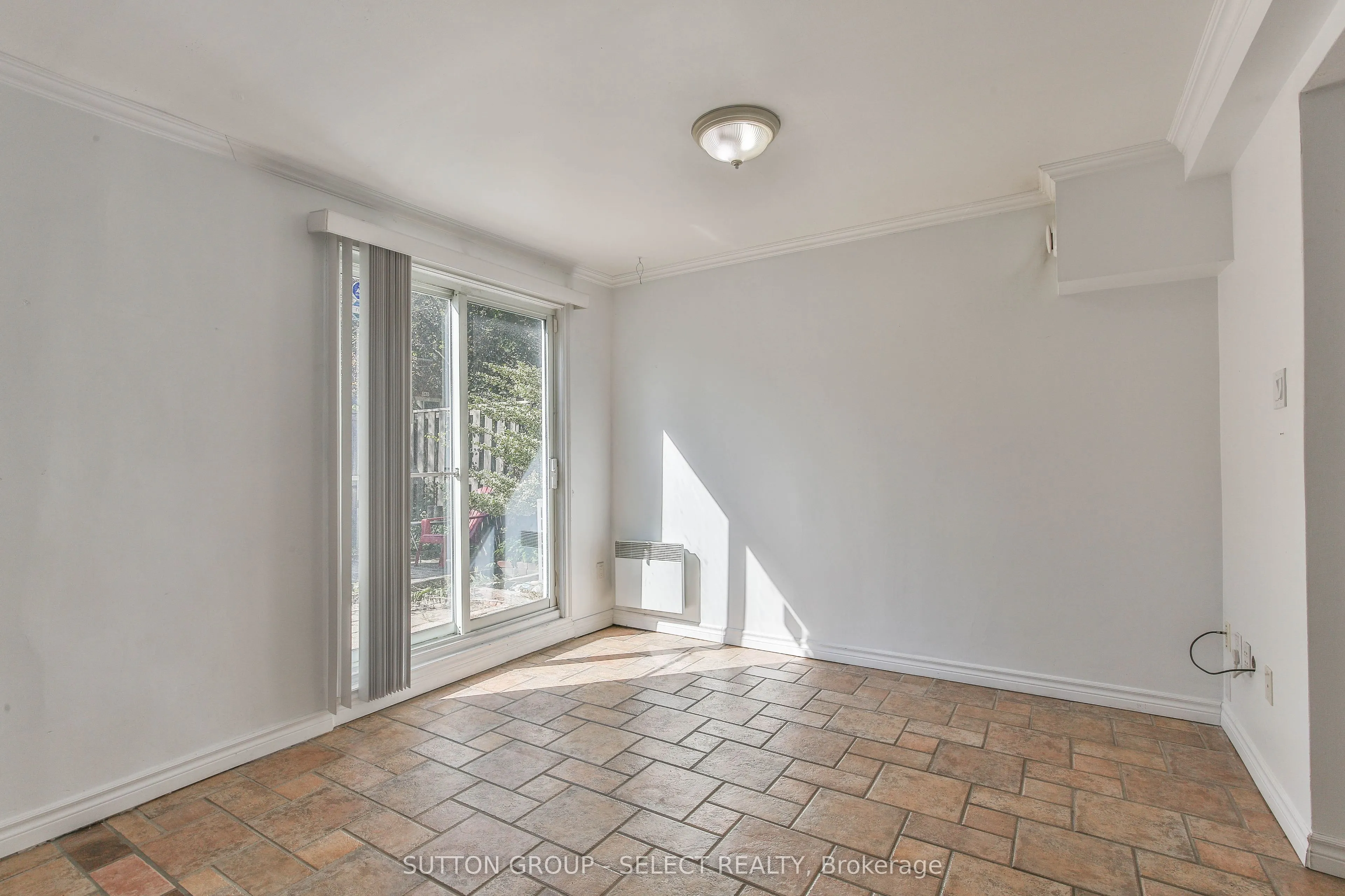 612 Wilkins Street #14