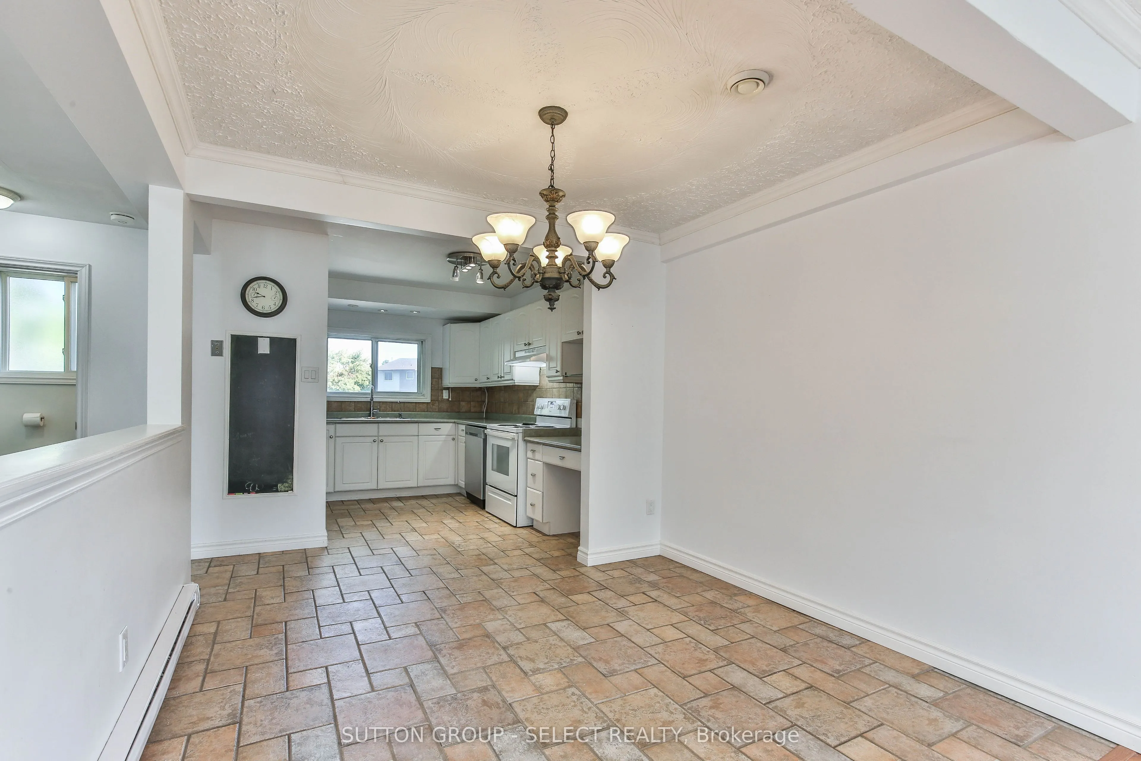 612 Wilkins Street #14