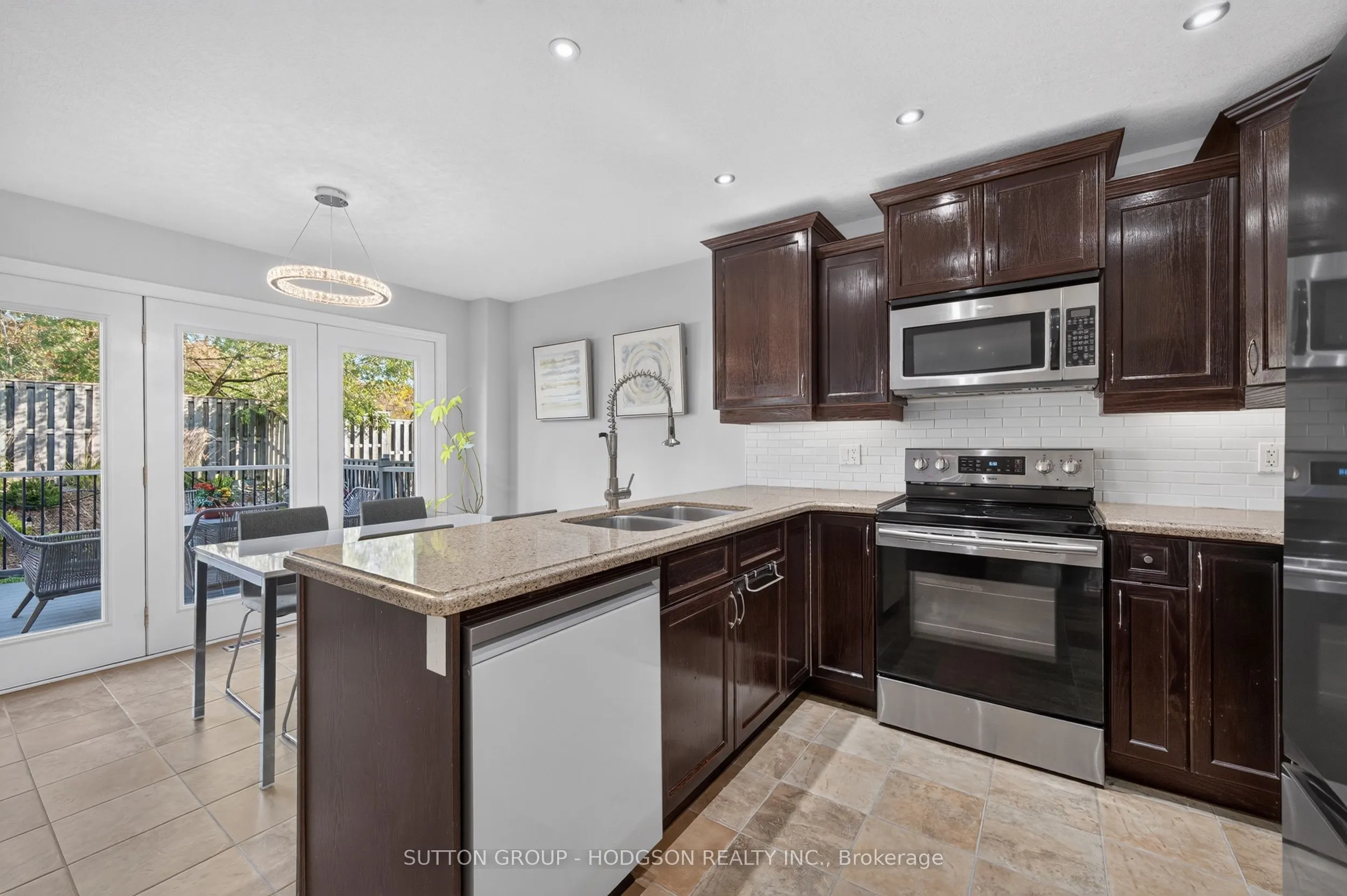 2615 Colonel Talbot Road #8
