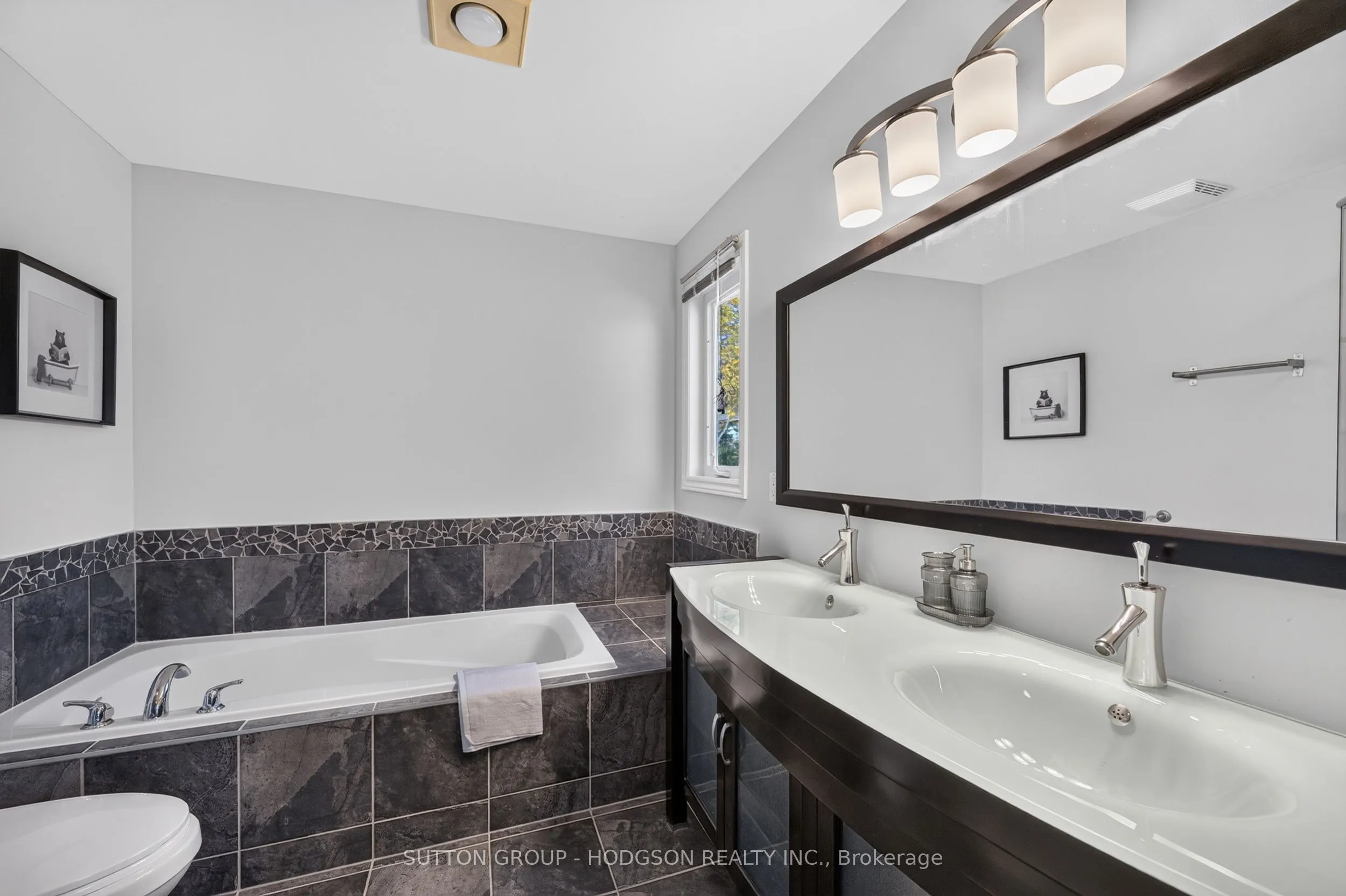2615 Colonel Talbot Road #8
