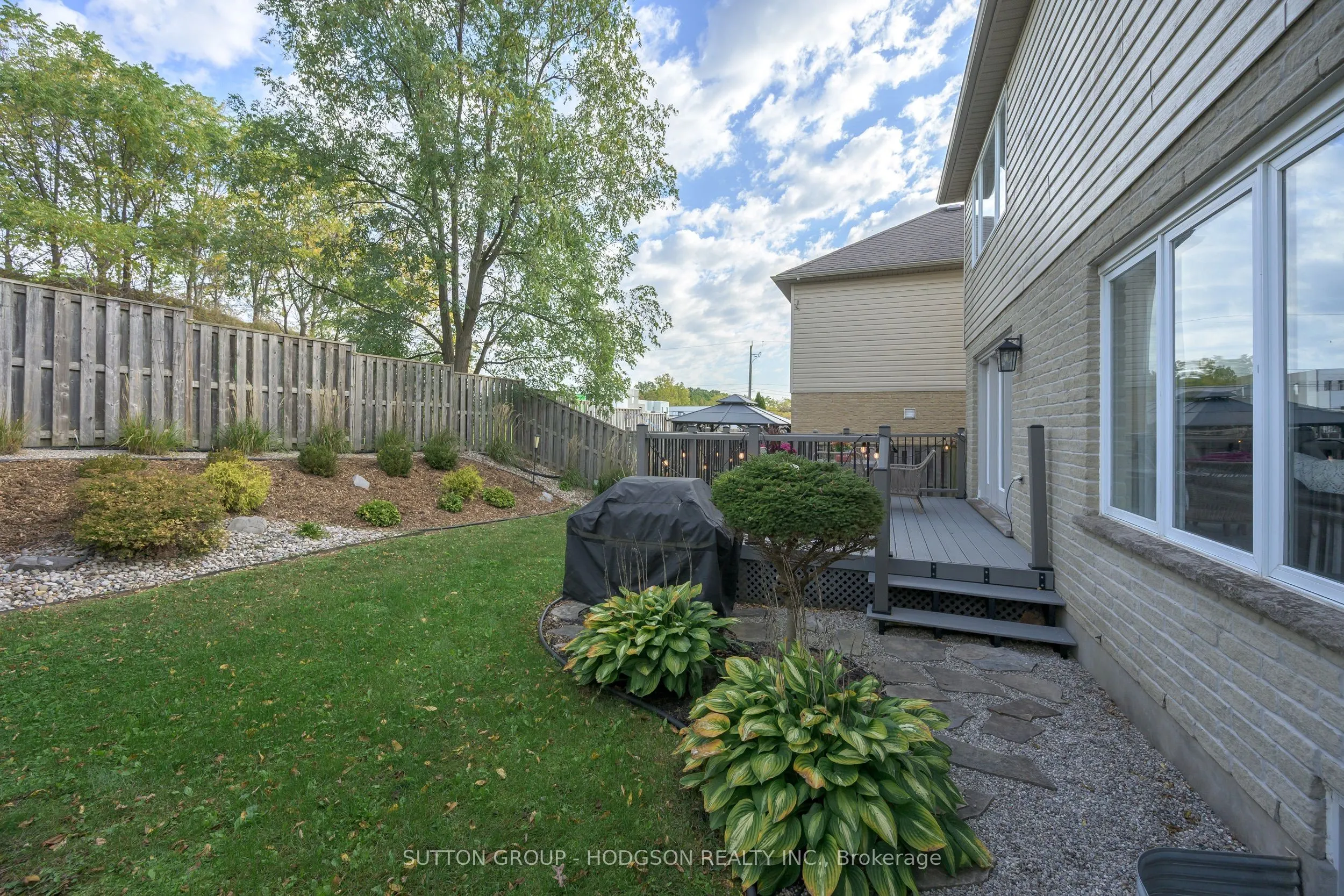 2615 Colonel Talbot Road #8